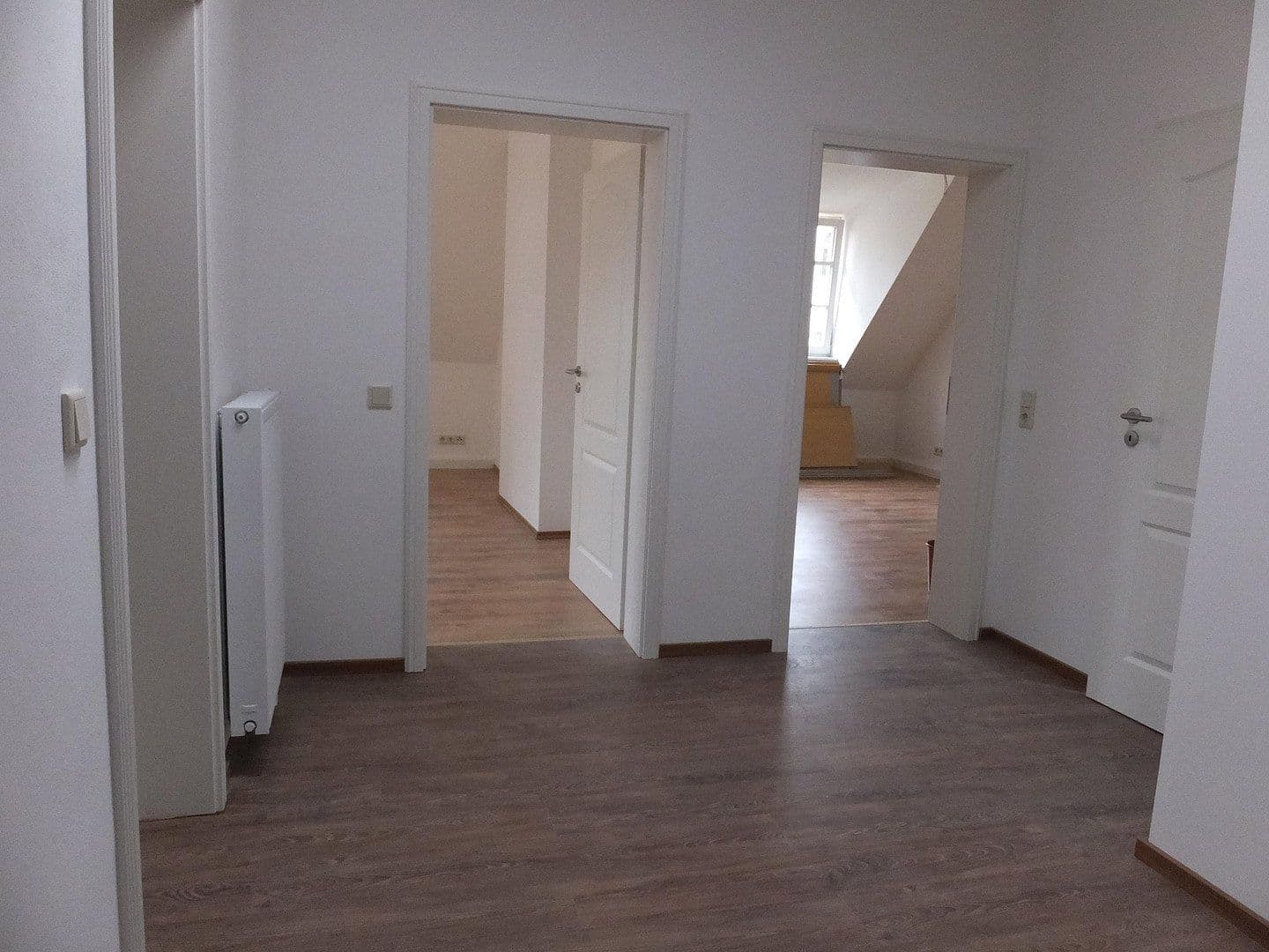 Prenájom bytu 4-izbový 116 m², Domstraße 3a, Merseburg, Sasko-Anhaltsko Prenájom bytu 4-izbový 116 m², Domstraße 3a, Merseburg, Sasko-Anhaltsko