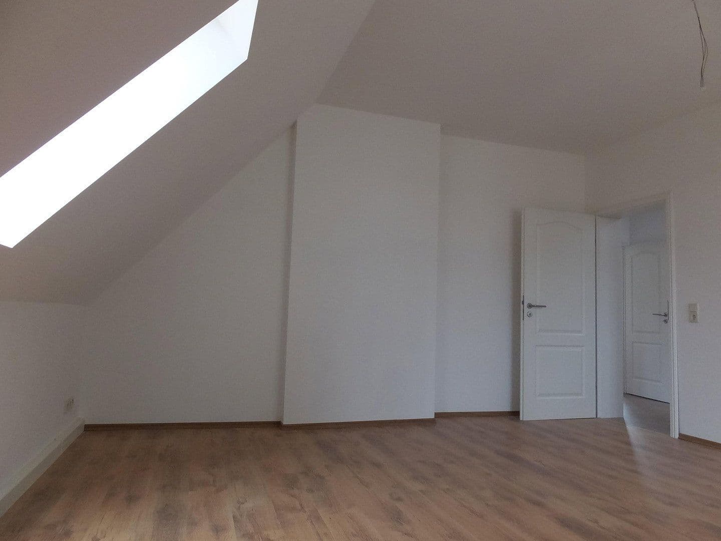 Prenájom bytu 4-izbový 116 m², Domstraße 3a, Merseburg, Sasko-Anhaltsko Prenájom bytu 4-izbový 116 m², Domstraße 3a, Merseburg, Sasko-Anhaltsko