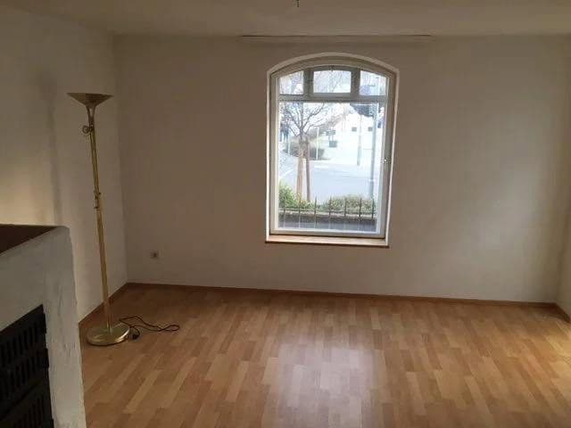 Prenájom bytu 2-izbový 60 m², Aichtal, Bádensko-Wurttembersko Prenájom bytu 2-izbový 60 m², Aichtal, Bádensko-Wurttembersko