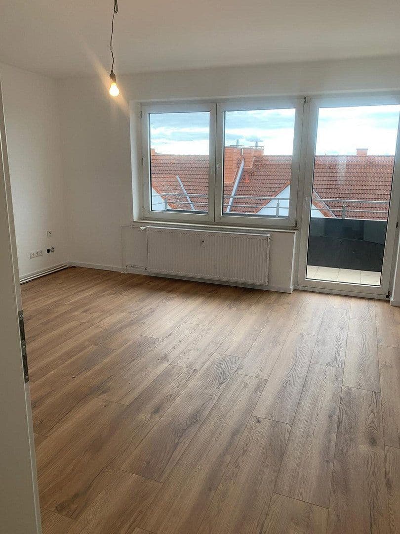 Prenájom bytu 3-izbový 70 m², Theodor-Simoneit-Str. 2, Kahl am Main, Bavorsko Prenájom bytu 3-izbový 70 m², Theodor-Simoneit-Str. 2, Kahl am Main, Bavorsko