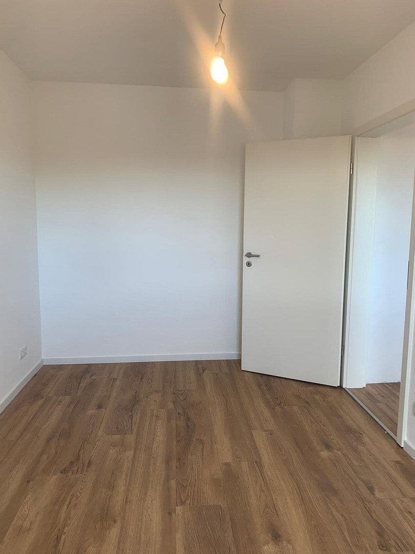 Prenájom bytu 3-izbový 70 m², Theodor-Simoneit-Str. 2, Kahl am Main, Bavorsko Prenájom bytu 3-izbový 70 m², Theodor-Simoneit-Str. 2, Kahl am Main, Bavorsko