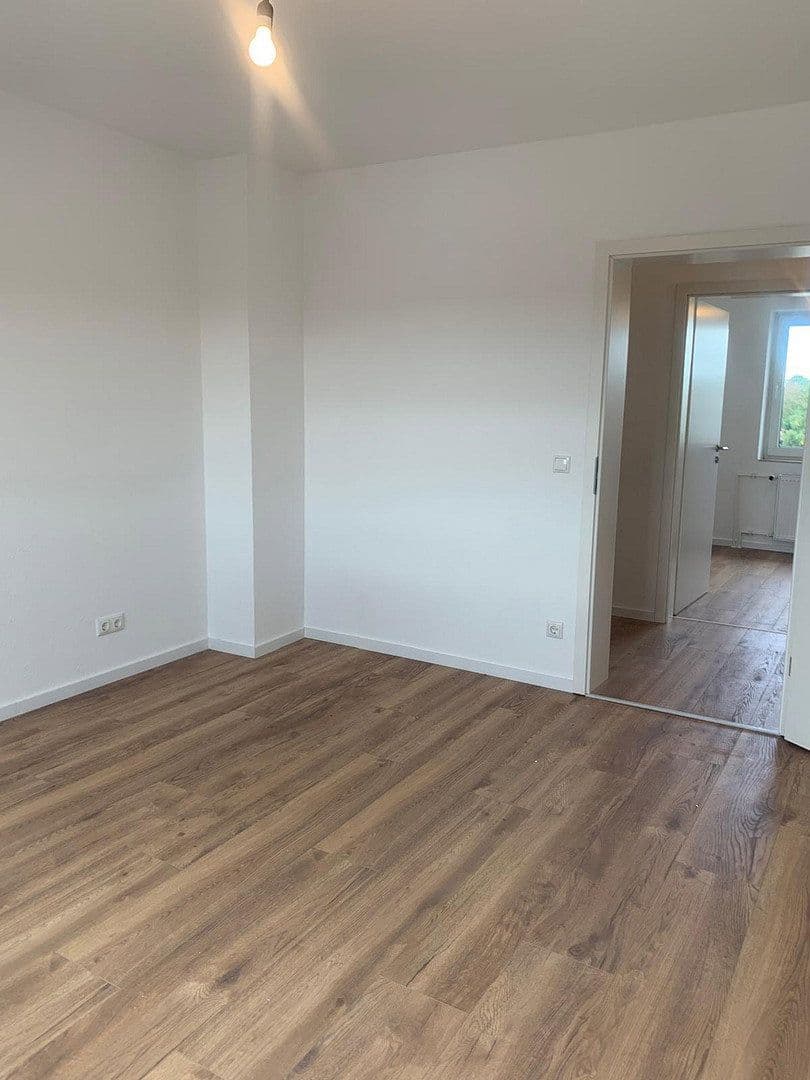 Prenájom bytu 3-izbový 70 m², Theodor-Simoneit-Str. 2, Kahl am Main, Bavorsko Prenájom bytu 3-izbový 70 m², Theodor-Simoneit-Str. 2, Kahl am Main, Bavorsko