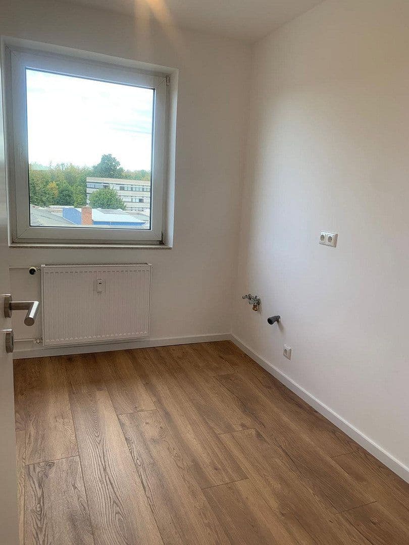 Prenájom bytu 3-izbový 70 m², Theodor-Simoneit-Str. 2, Kahl am Main, Bavorsko Prenájom bytu 3-izbový 70 m², Theodor-Simoneit-Str. 2, Kahl am Main, Bavorsko