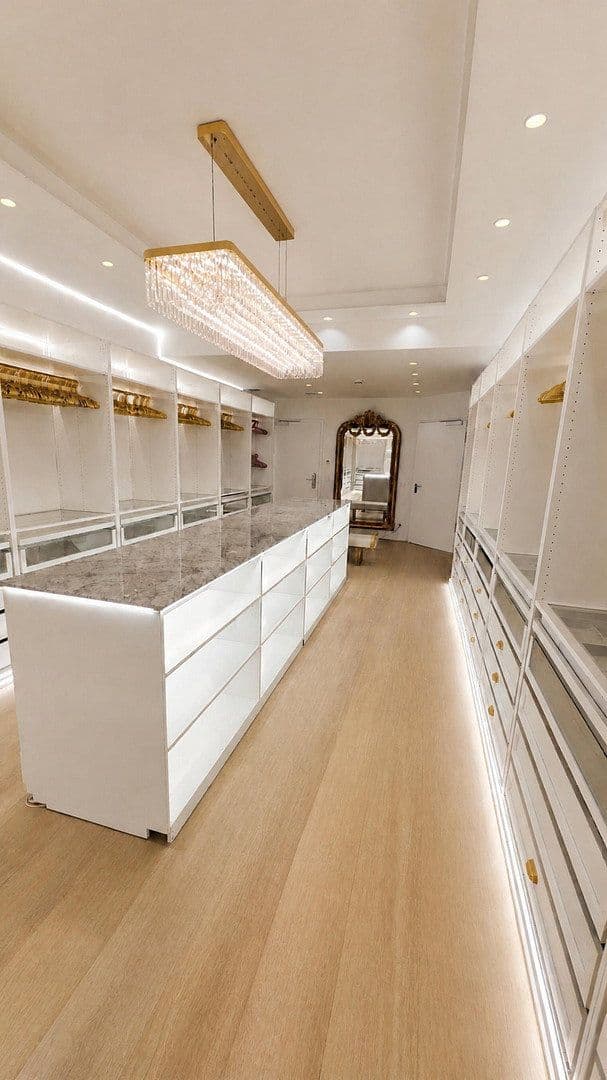 Predaj domu 415 m², pozemok 856 m², Reismühlenstr. 4, München, Bavorsko Predaj domu 415 m², pozemok 856 m², Reismühlenstr. 4, München, Bavorsko