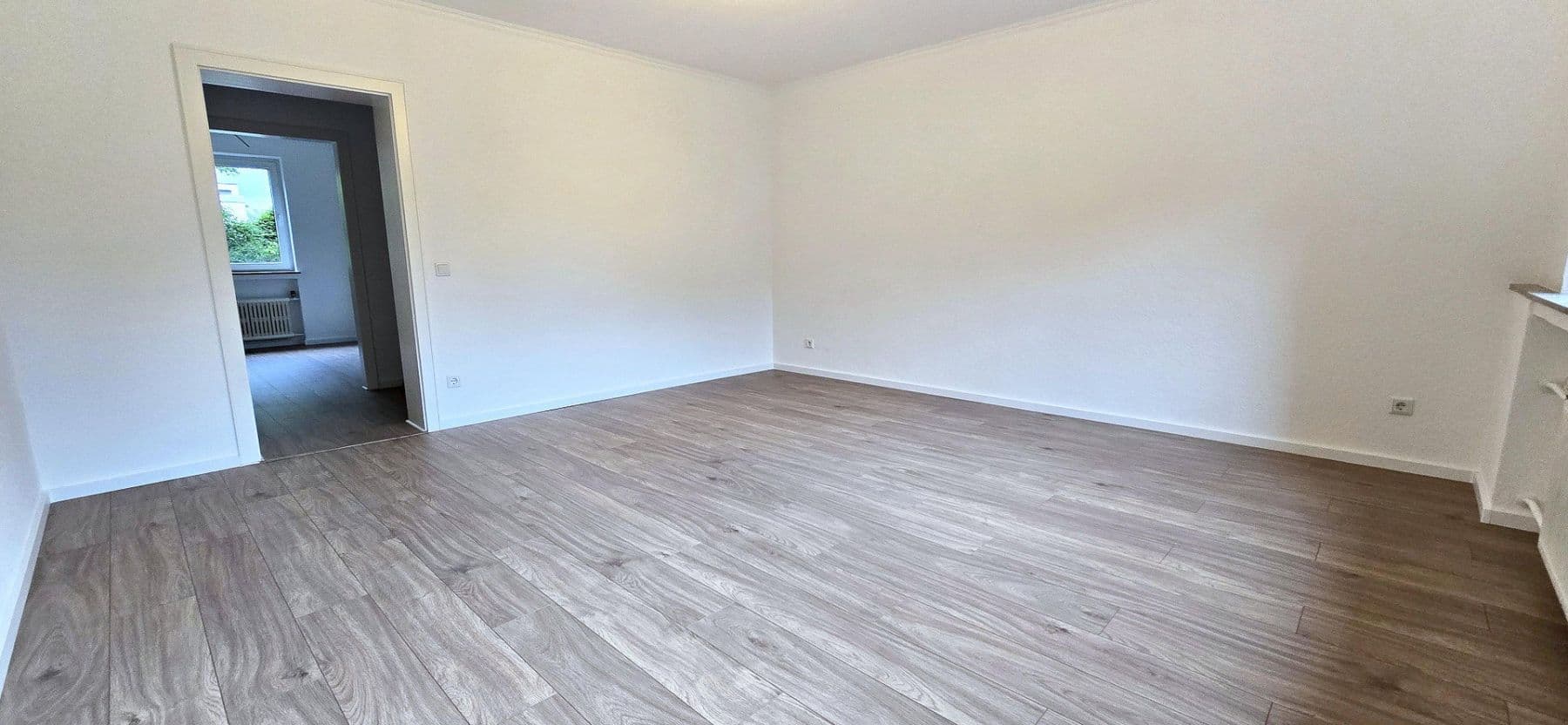 Predaj bytu 3-izbový 80 m², Duisburg, Severné Porýnie - Westfálsko Predaj bytu 3-izbový 80 m², Duisburg, Severné Porýnie - Westfálsko