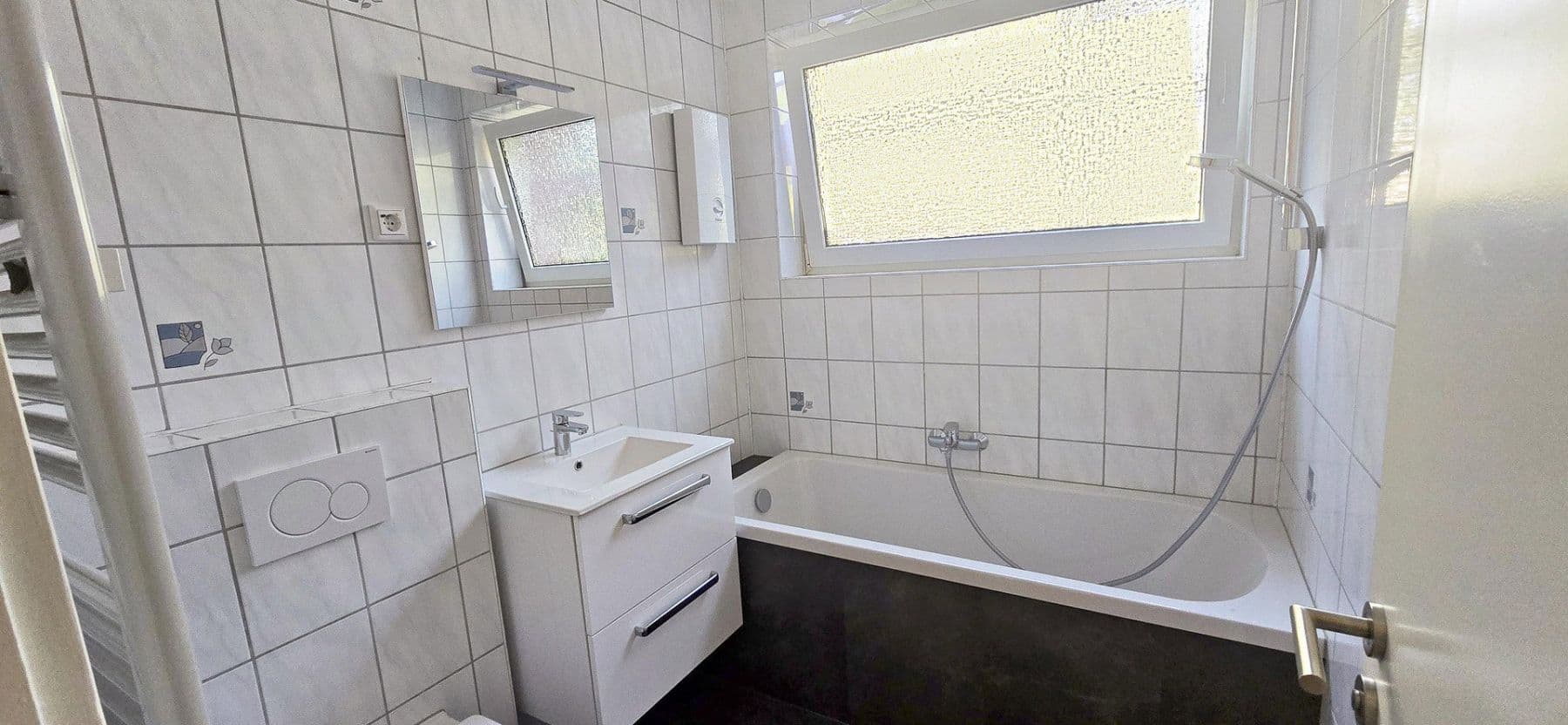 Predaj bytu 3-izbový 80 m², Duisburg, Severné Porýnie - Westfálsko Predaj bytu 3-izbový 80 m², Duisburg, Severné Porýnie - Westfálsko