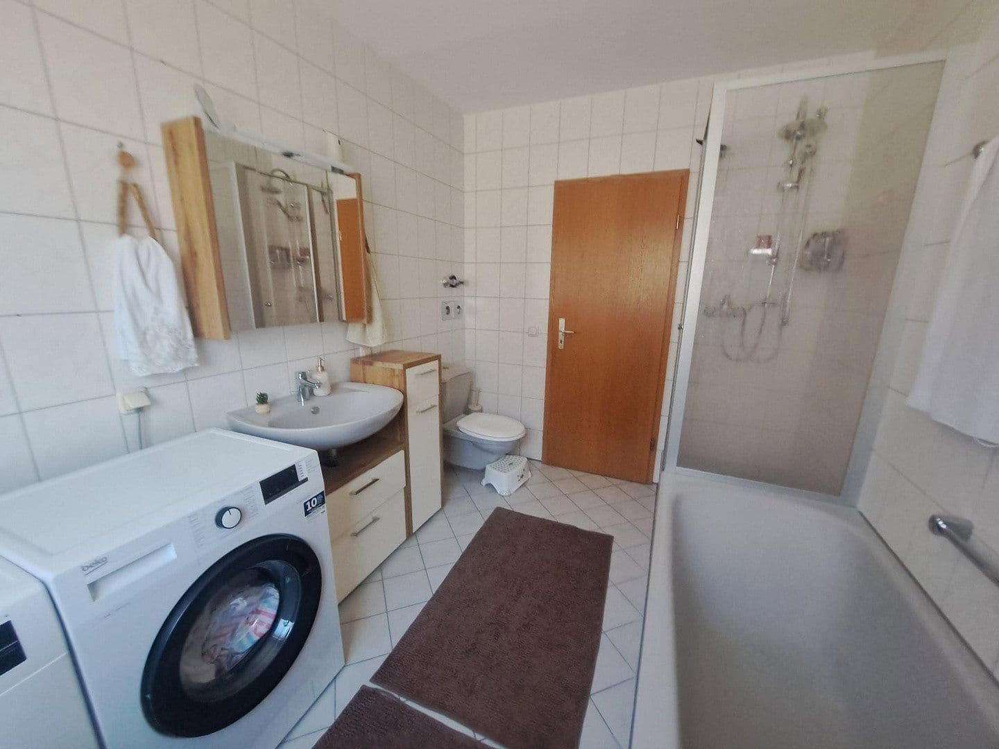 Prenájom bytu 4-izbový 118 m², Backhausweg 6, Udenheim, Porýnie-Falcko Prenájom bytu 4-izbový 118 m², Backhausweg 6, Udenheim, Porýnie-Falcko