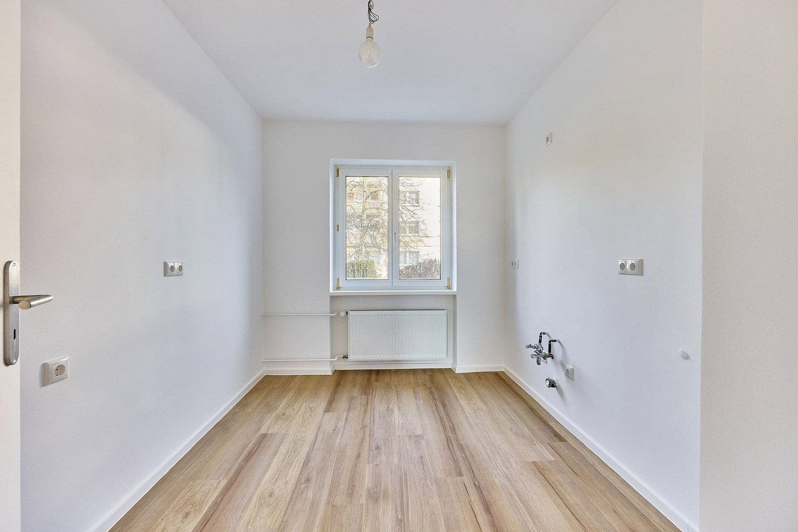 Predaj bytu 3-izbový 70 m², Frankfurt-Unterliederbach, Hesensko Predaj bytu 3-izbový 70 m², Frankfurt-Unterliederbach, Hesensko