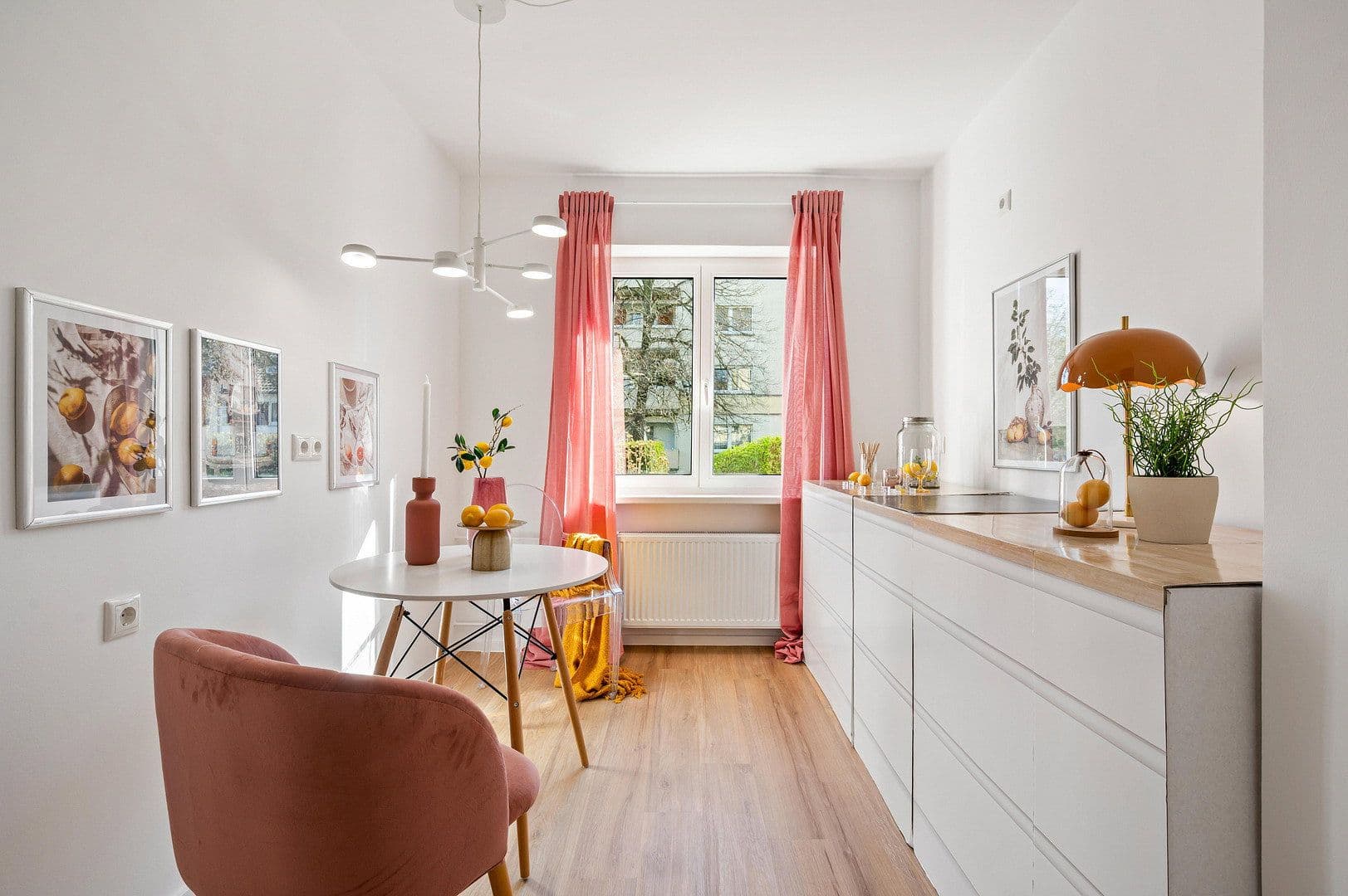 Predaj bytu 3-izbový 70 m², Frankfurt-Unterliederbach, Hesensko Predaj bytu 3-izbový 70 m², Frankfurt-Unterliederbach, Hesensko