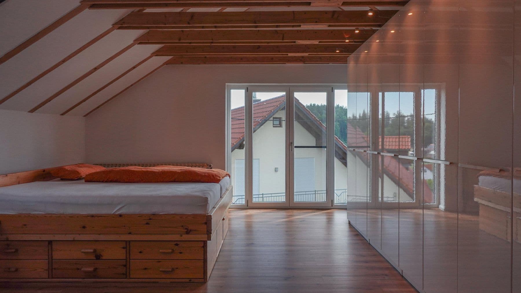 Predaj domu 207 m², pozemok 1.260 m², Friedberg, Bavorsko Predaj domu 207 m², pozemok 1.260 m², Friedberg, Bavorsko