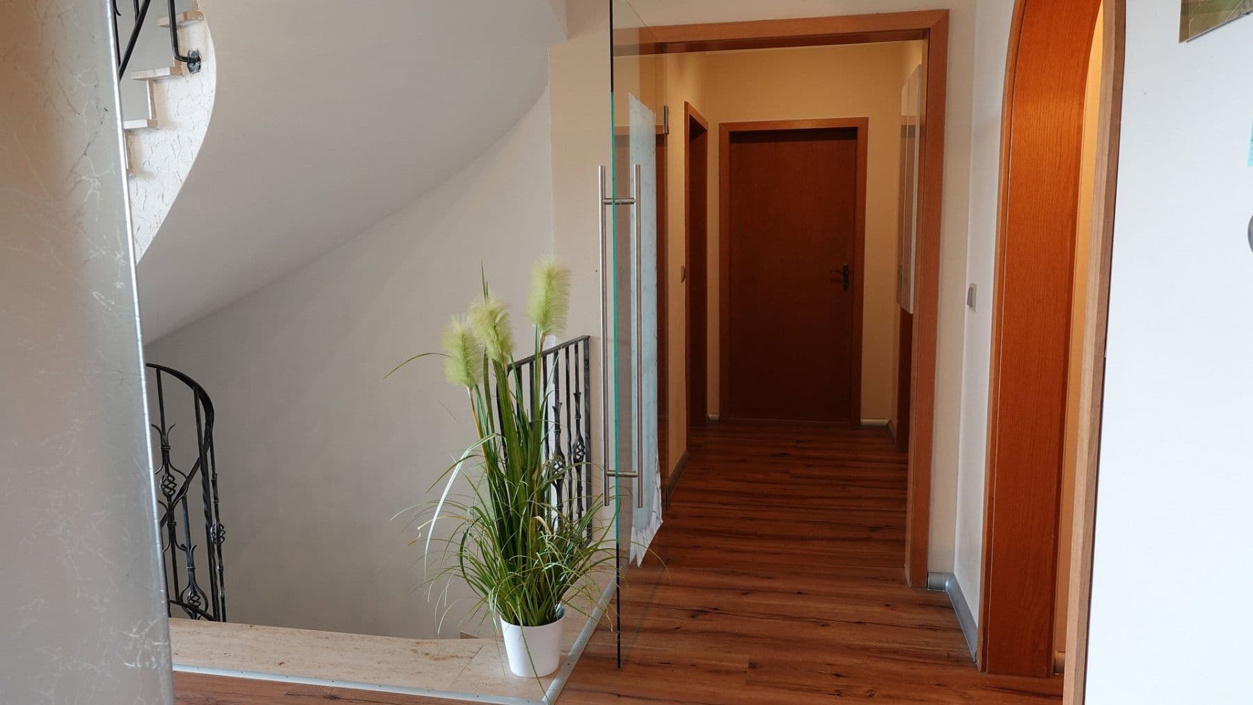 Predaj domu 230 m², pozemok 1.260 m², Friedberg, Bavorsko Predaj domu 230 m², pozemok 1.260 m², Friedberg, Bavorsko