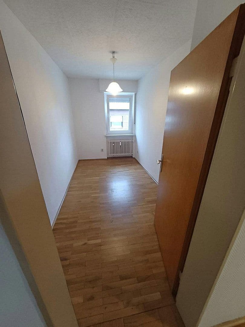 Prenájom bytu 3-izbový 76 m², Theodor-Heuss-Straße 7, Waldsee, Porýnie-Falcko Prenájom bytu 3-izbový 76 m², Theodor-Heuss-Straße 7, Waldsee, Porýnie-Falcko