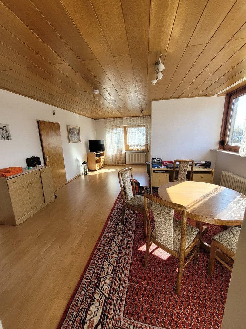 Predaj domu 155 m², pozemok 744 m², Korbach, Hesensko Predaj domu 155 m², pozemok 744 m², Korbach, Hesensko