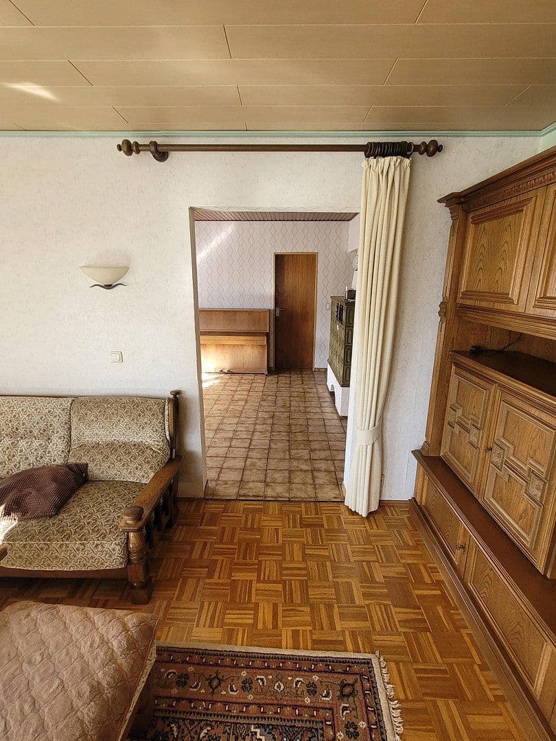 Predaj domu 155 m², pozemok 744 m², Korbach, Hesensko Predaj domu 155 m², pozemok 744 m², Korbach, Hesensko