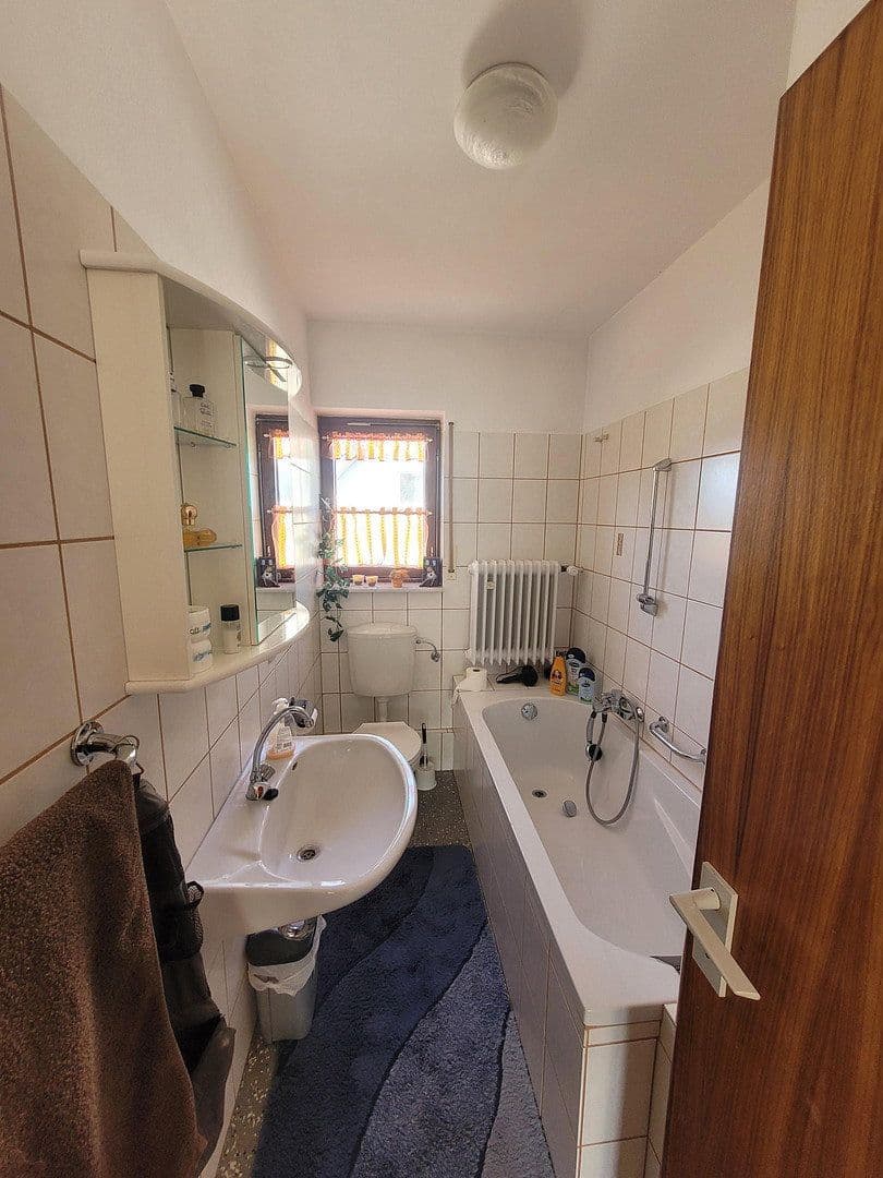 Predaj domu 155 m², pozemok 744 m², Korbach, Hesensko Predaj domu 155 m², pozemok 744 m², Korbach, Hesensko