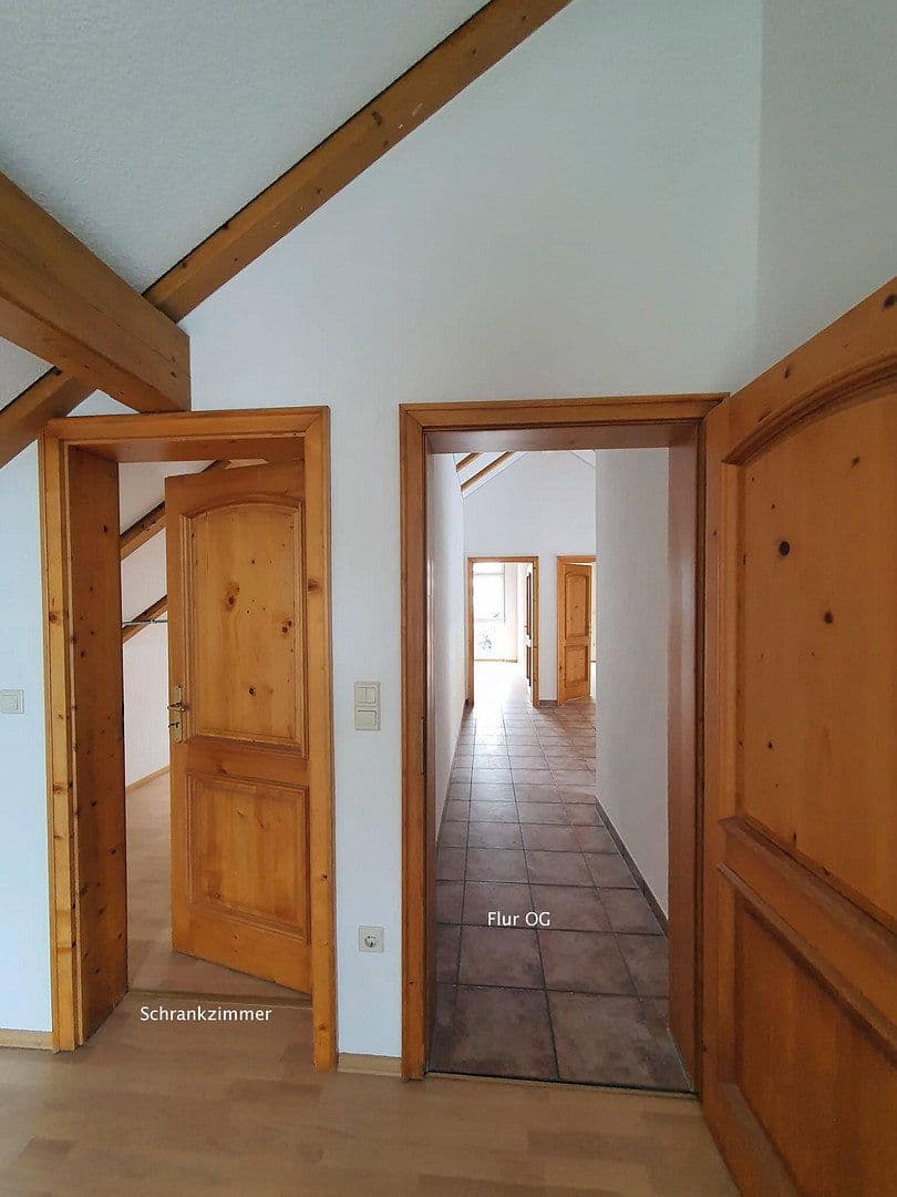 Predaj domu 177 m², pozemok 2.100 m², Hohenburg, Bavorsko Predaj domu 177 m², pozemok 2.100 m², Hohenburg, Bavorsko