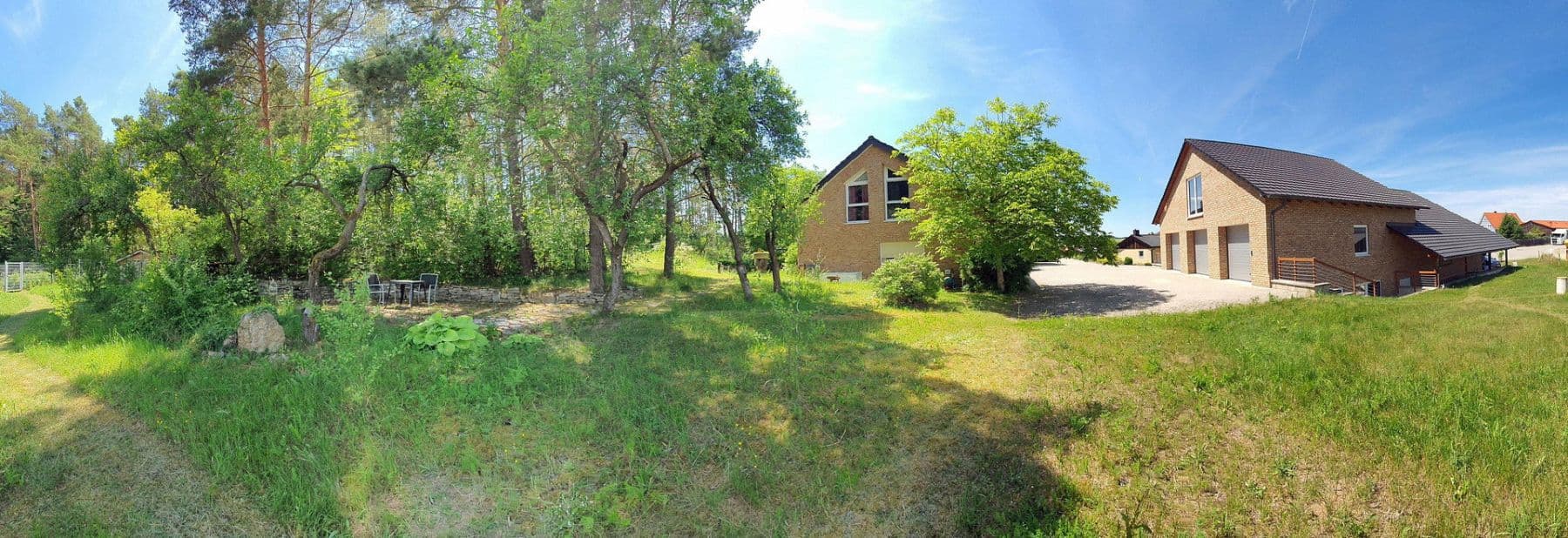 Predaj domu 177 m², pozemok 2.100 m², Hohenburg, Bavorsko Predaj domu 177 m², pozemok 2.100 m², Hohenburg, Bavorsko