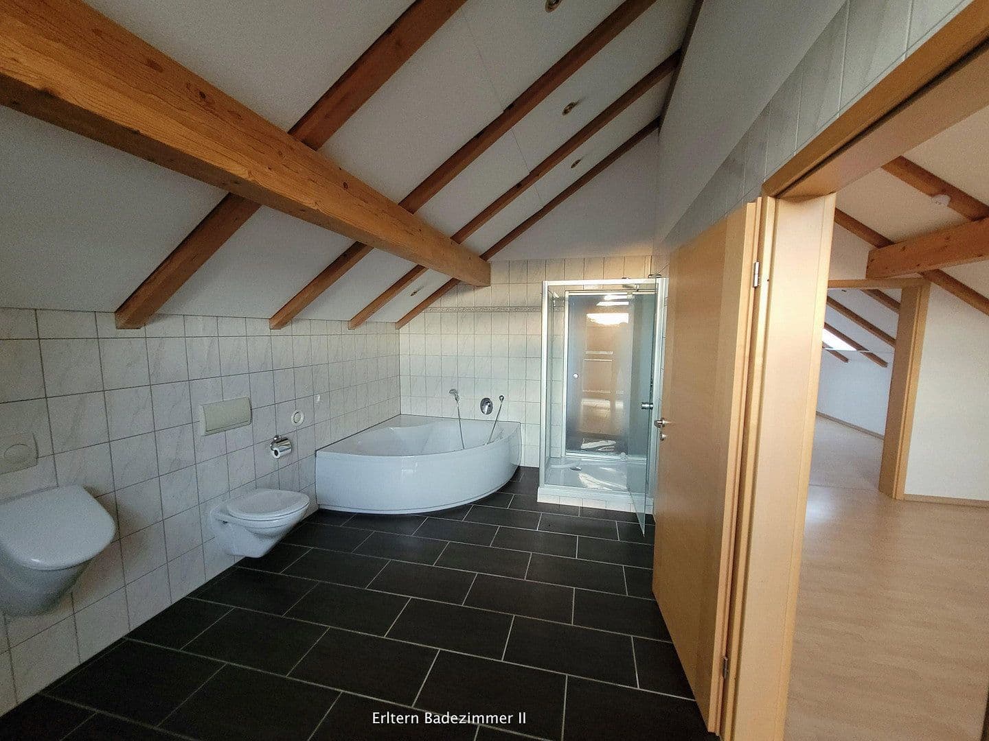 Predaj domu 177 m², pozemok 2.100 m², Hohenburg, Bavorsko Predaj domu 177 m², pozemok 2.100 m², Hohenburg, Bavorsko