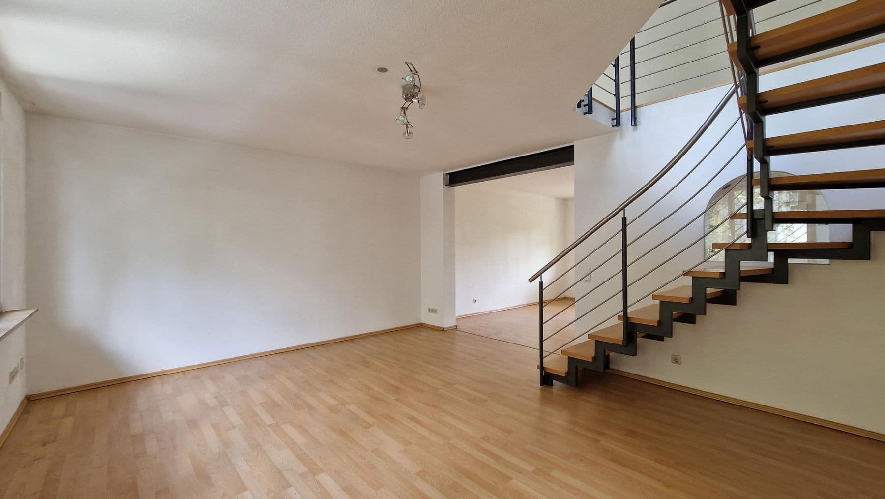 Predaj bytu 3-izbový 137 m², Leverkusen, Severné Porýnie - Westfálsko Predaj bytu 3-izbový 137 m², Leverkusen, Severné Porýnie - Westfálsko