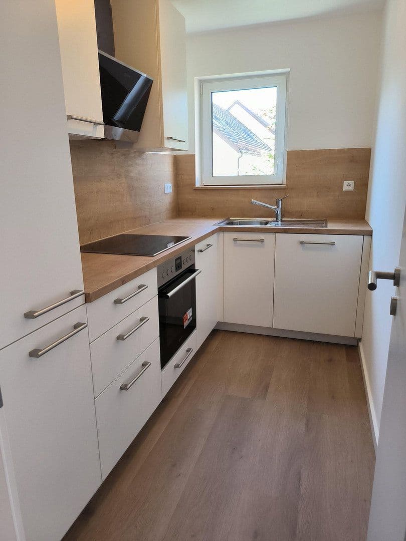 Prenájom bytu 1-izbový 37 m², Heilbronn, Bádensko-Wurttembersko Prenájom bytu 1-izbový 37 m², Heilbronn, Bádensko-Wurttembersko