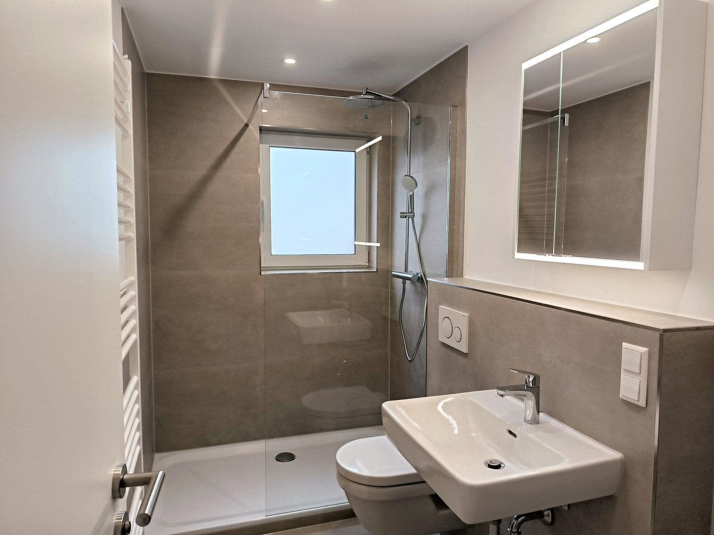 Prenájom bytu 1-izbový 37 m², Heilbronn, Bádensko-Wurttembersko Prenájom bytu 1-izbový 37 m², Heilbronn, Bádensko-Wurttembersko