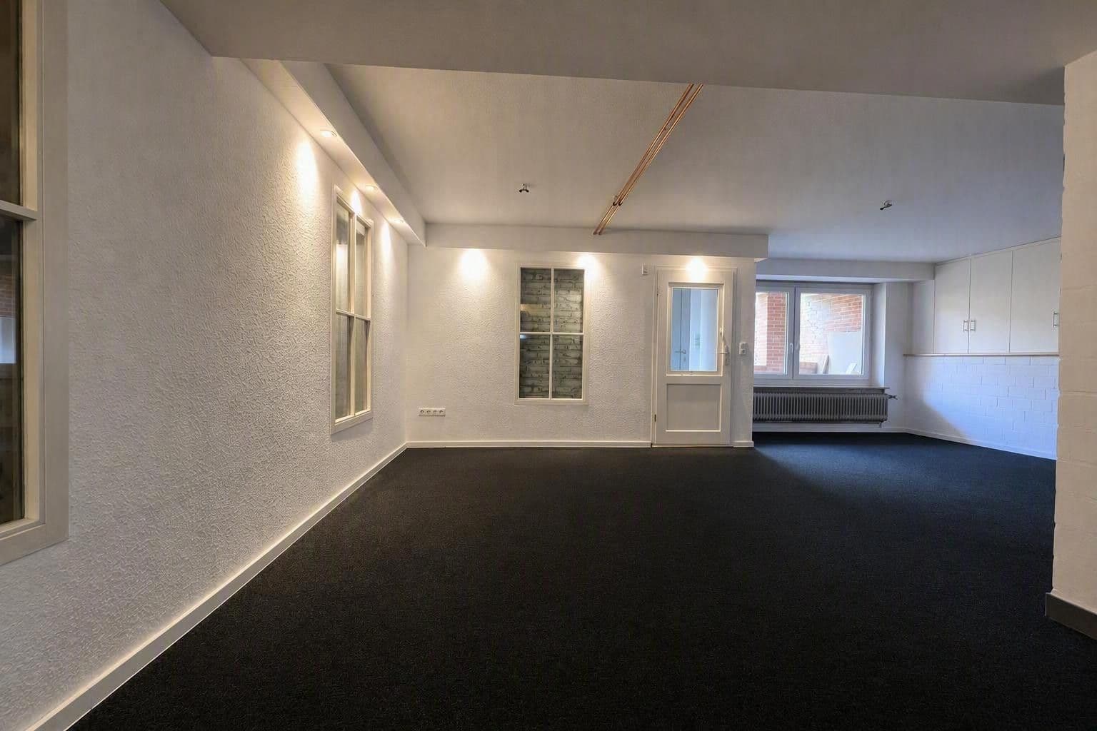 Prenájom bytu 1-izbový 50 m², Nienburg/Weser, Dolné Sasko Prenájom bytu 1-izbový 50 m², Nienburg/Weser, Dolné Sasko