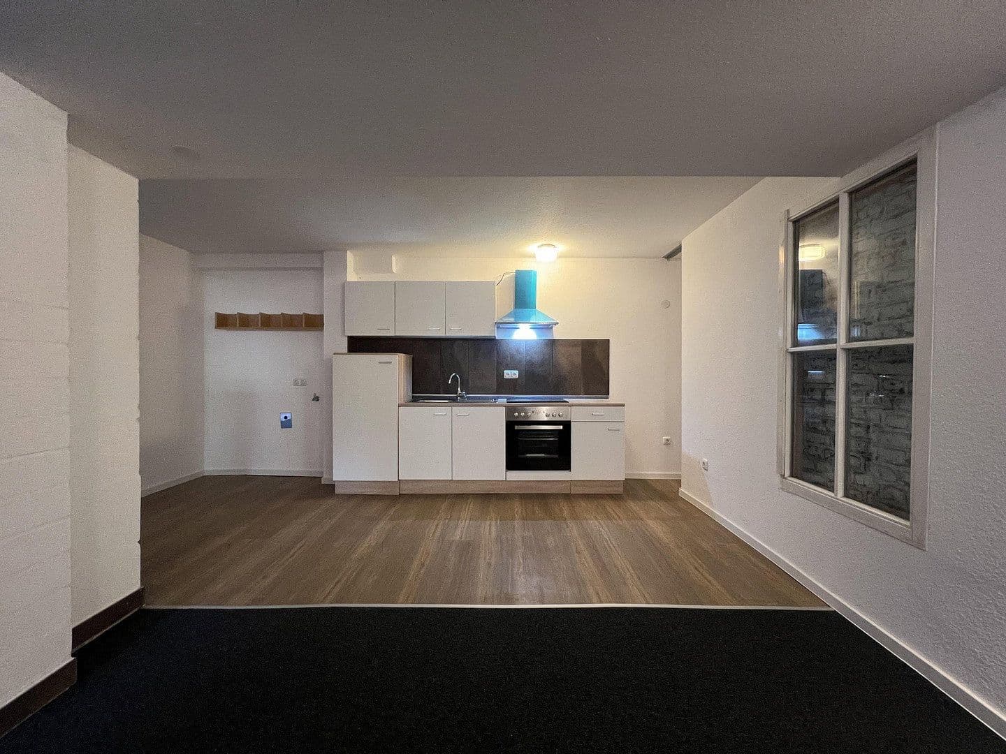 Prenájom bytu 1-izbový 50 m², Nienburg/Weser, Dolné Sasko Prenájom bytu 1-izbový 50 m², Nienburg/Weser, Dolné Sasko