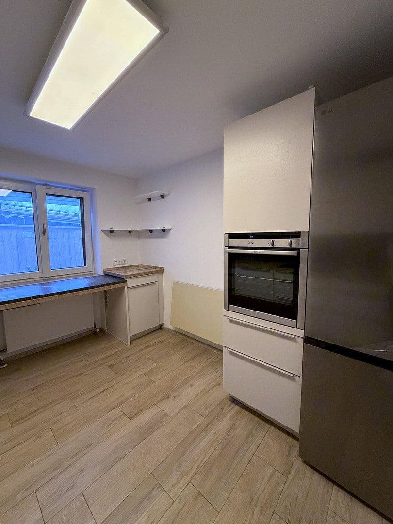 Prenájom bytu 3-izbový 84 m², Königsdorf, Bavorsko Prenájom bytu 3-izbový 84 m², Königsdorf, Bavorsko