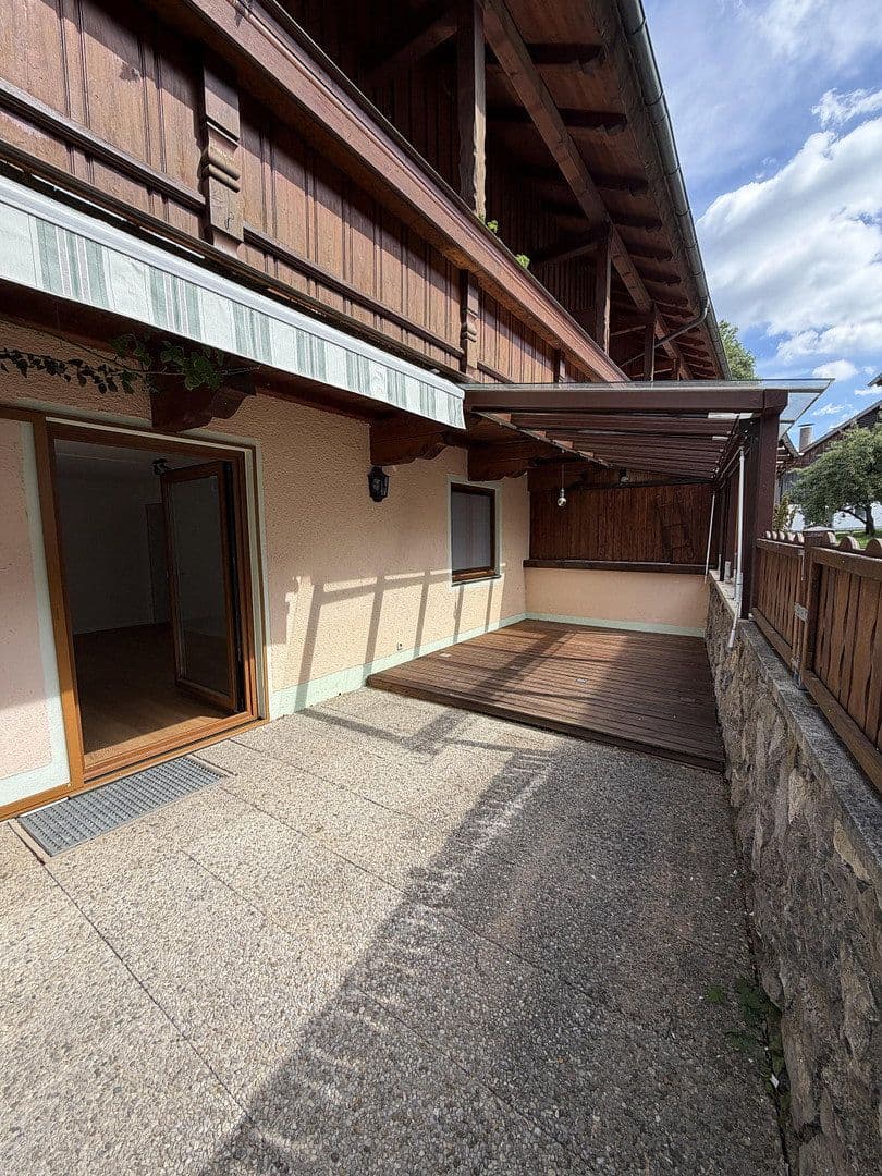 Prenájom bytu 3-izbový 84 m², Königsdorf, Bavorsko Prenájom bytu 3-izbový 84 m², Königsdorf, Bavorsko