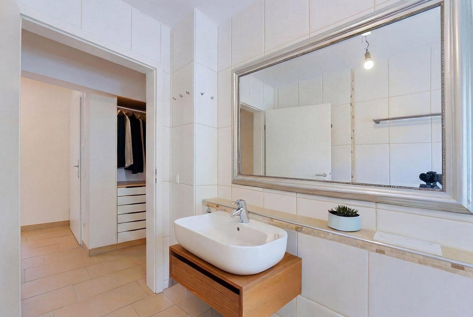 Predaj bytu 4-izbový 112 m², Schobertweg 38, Erlangen, Bavorsko Predaj bytu 4-izbový 112 m², Schobertweg 38, Erlangen, Bavorsko