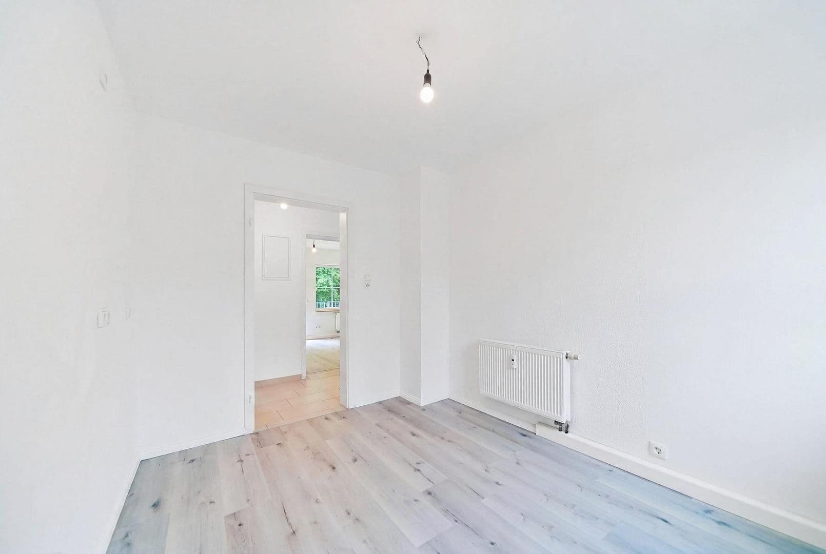 Predaj bytu 4-izbový 112 m², Schobertweg 38, Erlangen, Bavorsko Predaj bytu 4-izbový 112 m², Schobertweg 38, Erlangen, Bavorsko