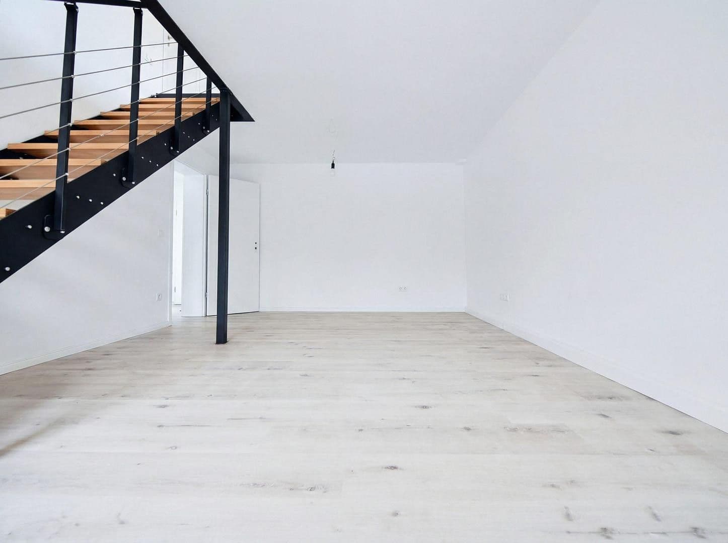 Predaj bytu 4-izbový 112 m², Schobertweg 38, Erlangen, Bavorsko Predaj bytu 4-izbový 112 m², Schobertweg 38, Erlangen, Bavorsko