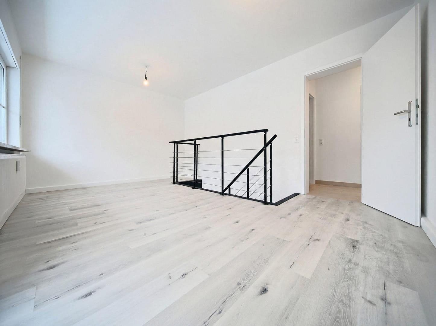 Predaj bytu 4-izbový 112 m², Schobertweg 38, Erlangen, Bavorsko Predaj bytu 4-izbový 112 m², Schobertweg 38, Erlangen, Bavorsko