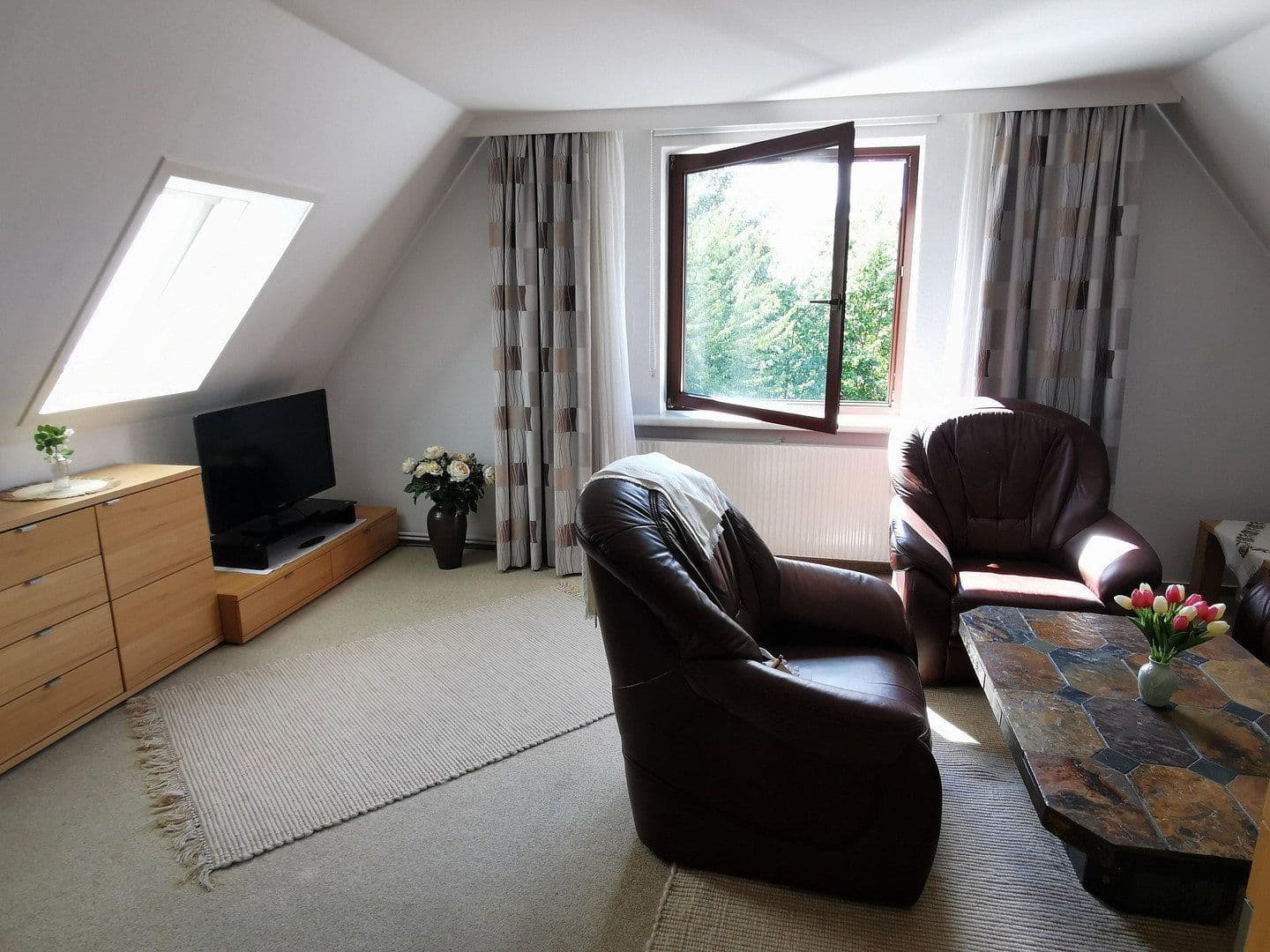 Prenájom bytu 1-izbový 34 m², Hamburg, Hamburg Prenájom bytu 1-izbový 34 m², Hamburg, Hamburg