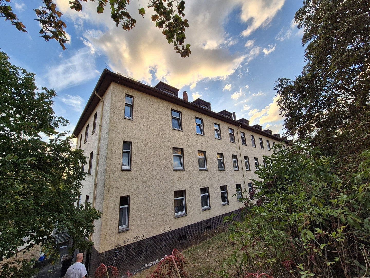 Predaj domu 2.016 m², pozemok 2.167 m², Fulda, Hesensko Predaj domu 2.016 m², pozemok 2.167 m², Fulda, Hesensko