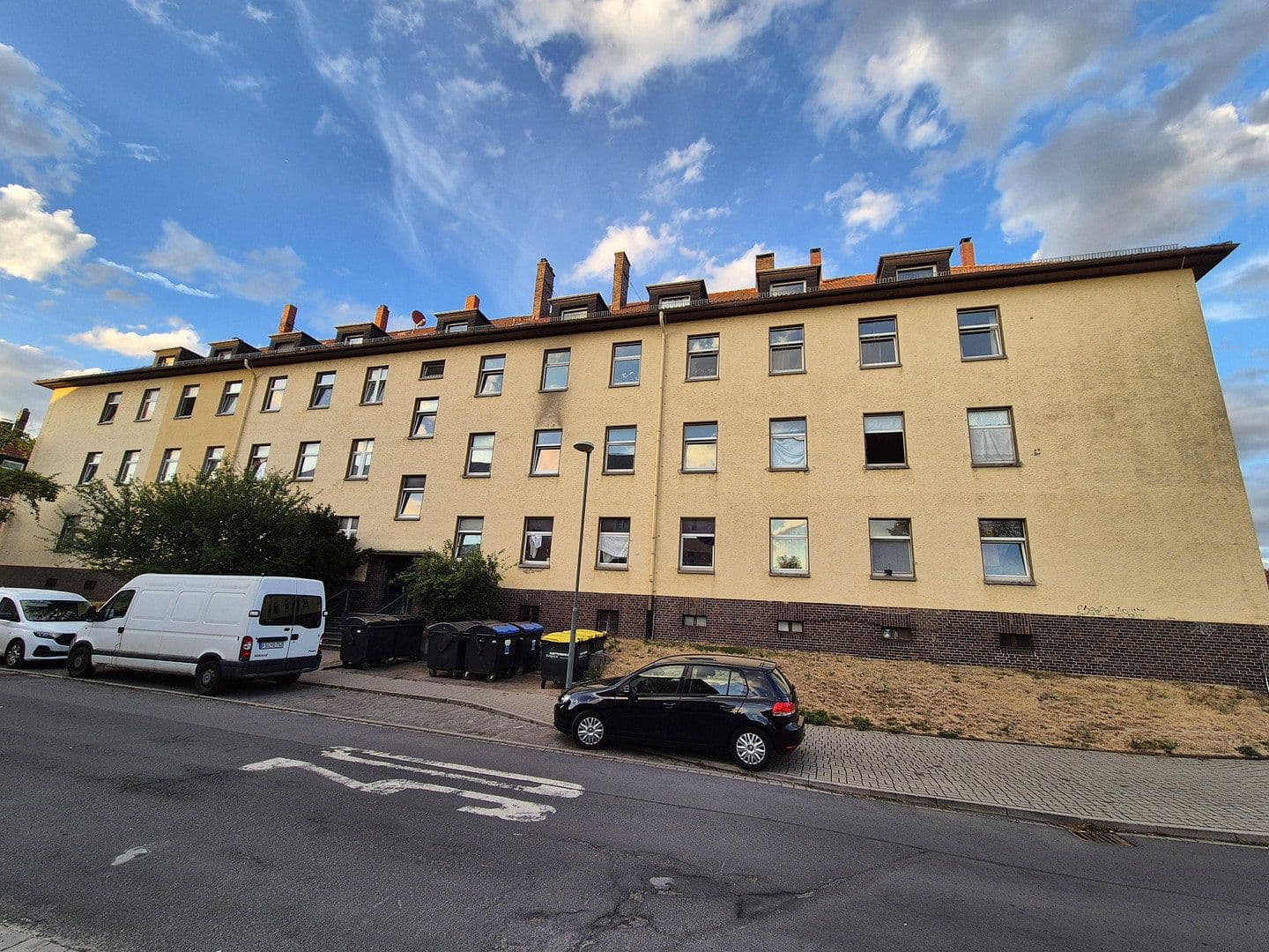 Predaj domu 2.016 m², pozemok 2.167 m², Fulda, Hesensko Predaj domu 2.016 m², pozemok 2.167 m², Fulda, Hesensko