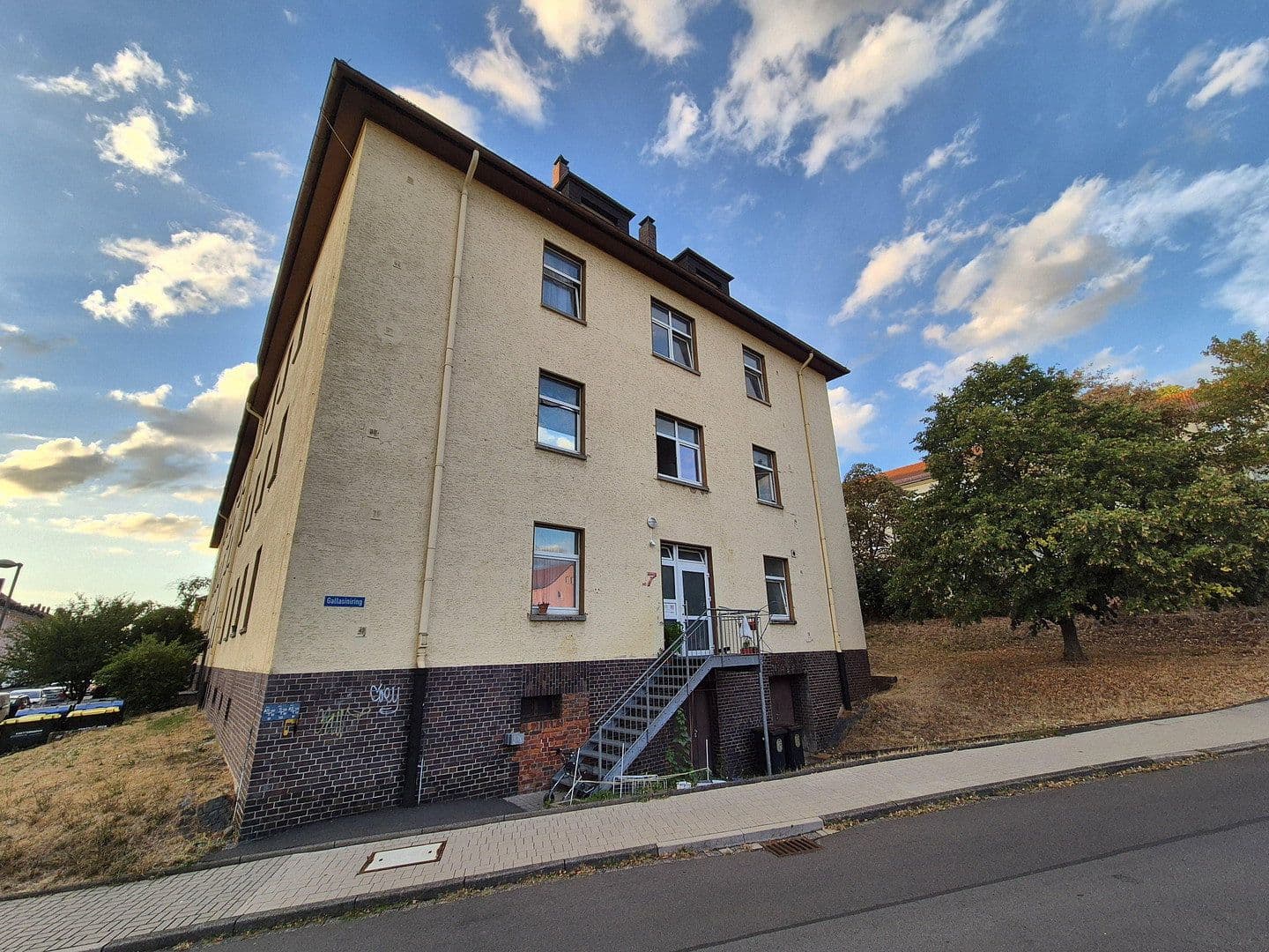 Predaj domu 2.016 m², pozemok 2.167 m², Fulda, Hesensko Predaj domu 2.016 m², pozemok 2.167 m², Fulda, Hesensko