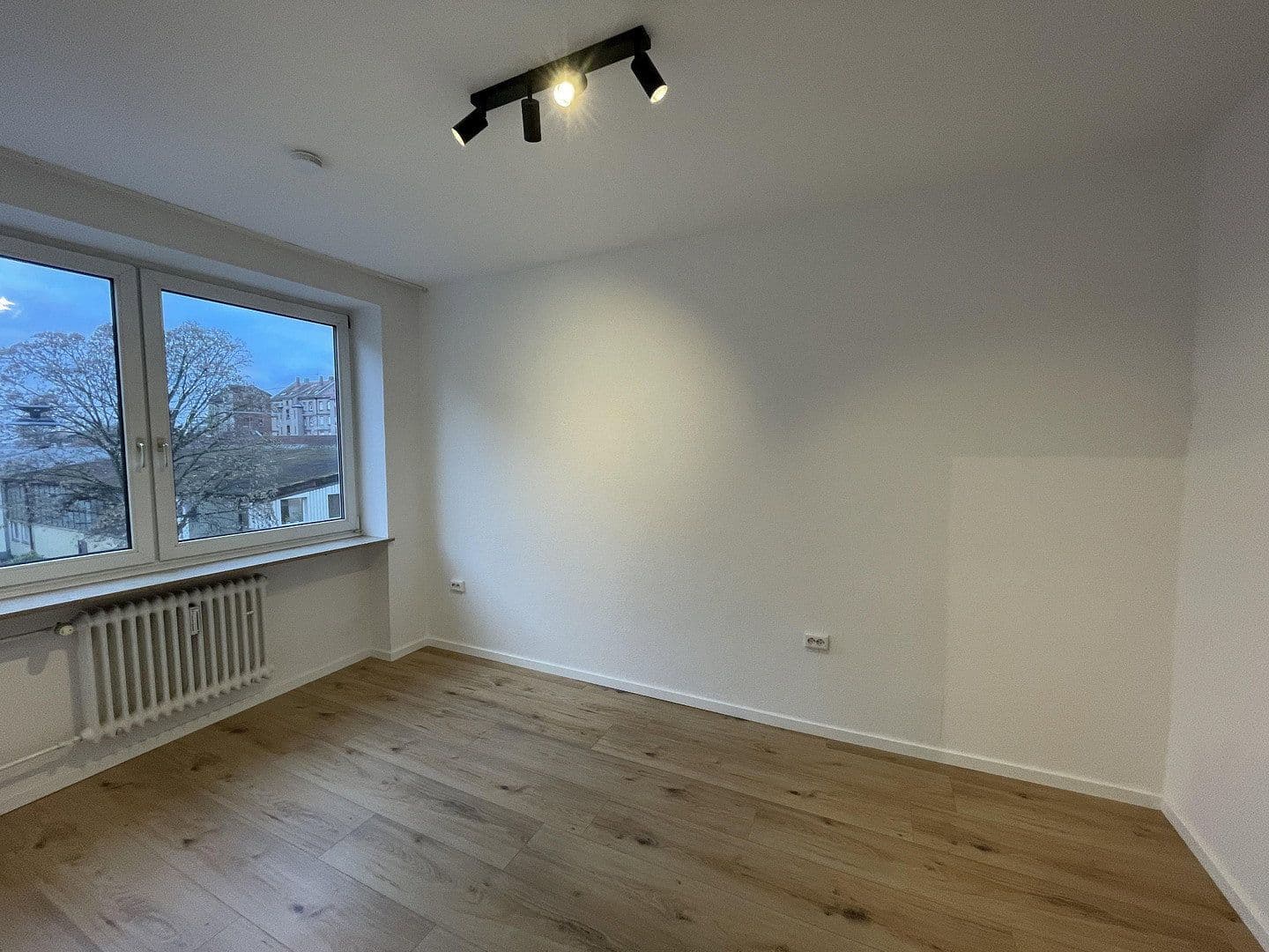 Prenájom bytu 2-izbový 39 m², Balbiererstraße 10, Fürth, Bavorsko Prenájom bytu 2-izbový 39 m², Balbiererstraße 10, Fürth, Bavorsko