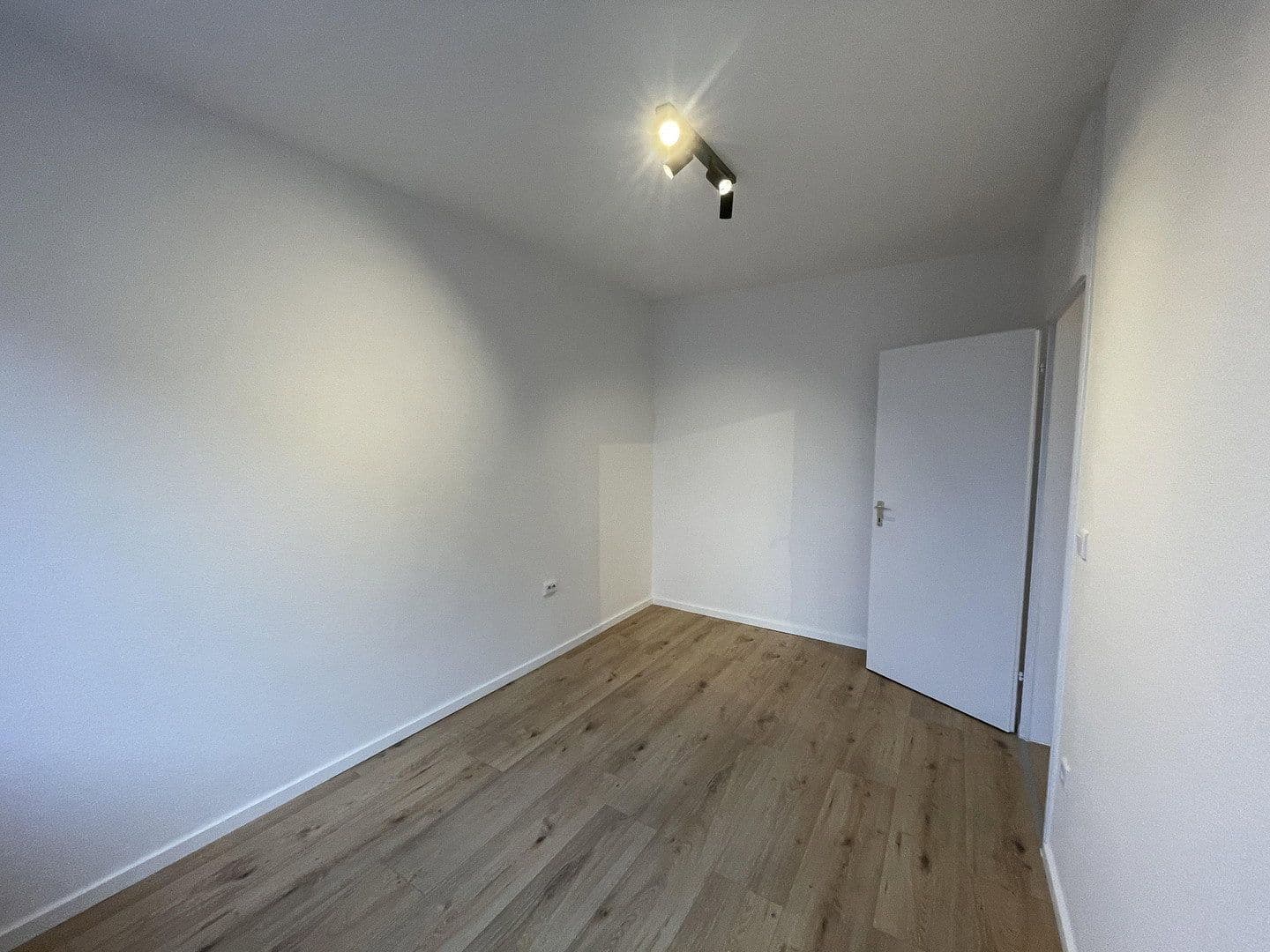 Prenájom bytu 2-izbový 39 m², Balbiererstraße 10, Fürth, Bavorsko Prenájom bytu 2-izbový 39 m², Balbiererstraße 10, Fürth, Bavorsko