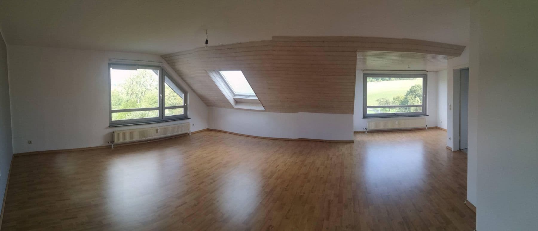 Prenájom bytu 2-izbový 84 m², Niedernhausen, Hesensko Prenájom bytu 2-izbový 84 m², Niedernhausen, Hesensko