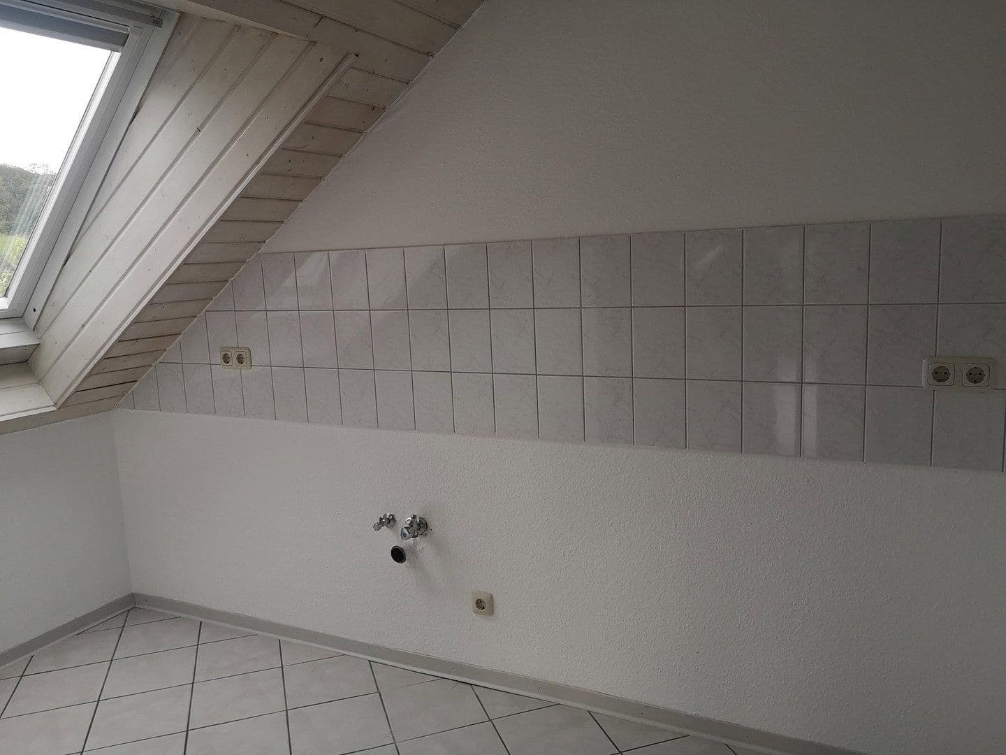 Prenájom bytu 2-izbový 84 m², Niedernhausen, Hesensko Prenájom bytu 2-izbový 84 m², Niedernhausen, Hesensko