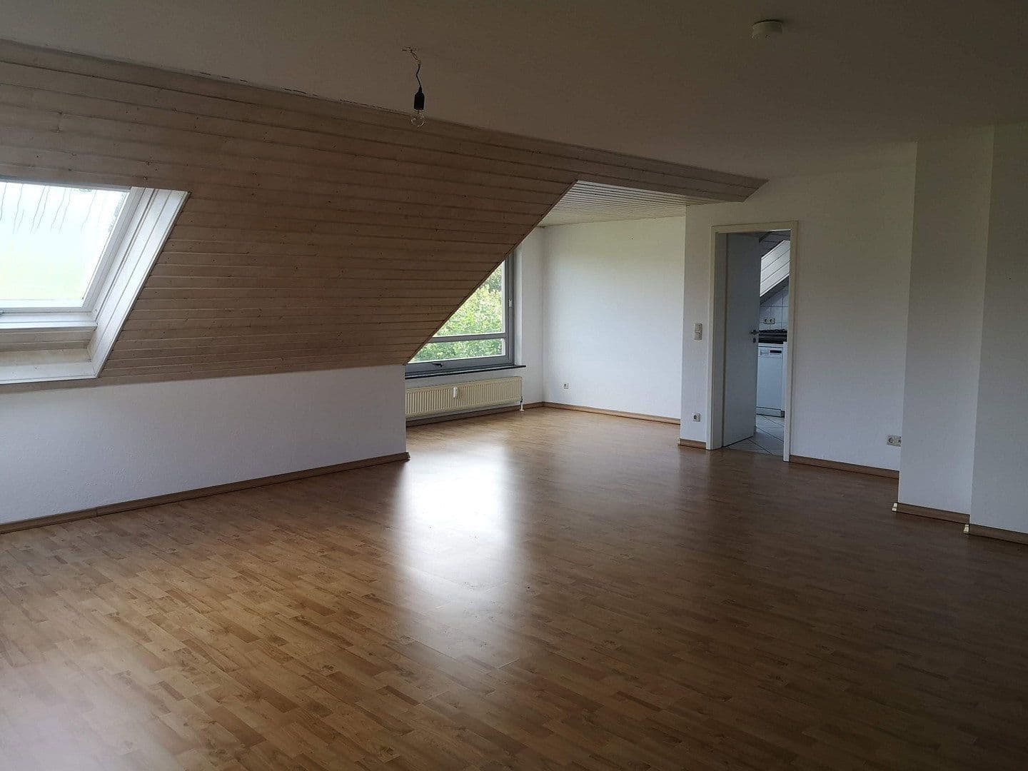Prenájom bytu 2-izbový 84 m², Niedernhausen, Hesensko Prenájom bytu 2-izbový 84 m², Niedernhausen, Hesensko
