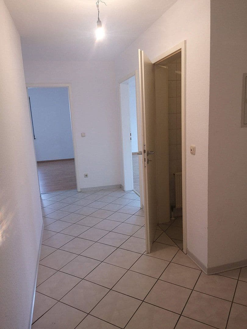 Prenájom bytu 2-izbový 84 m², Niedernhausen, Hesensko Prenájom bytu 2-izbový 84 m², Niedernhausen, Hesensko