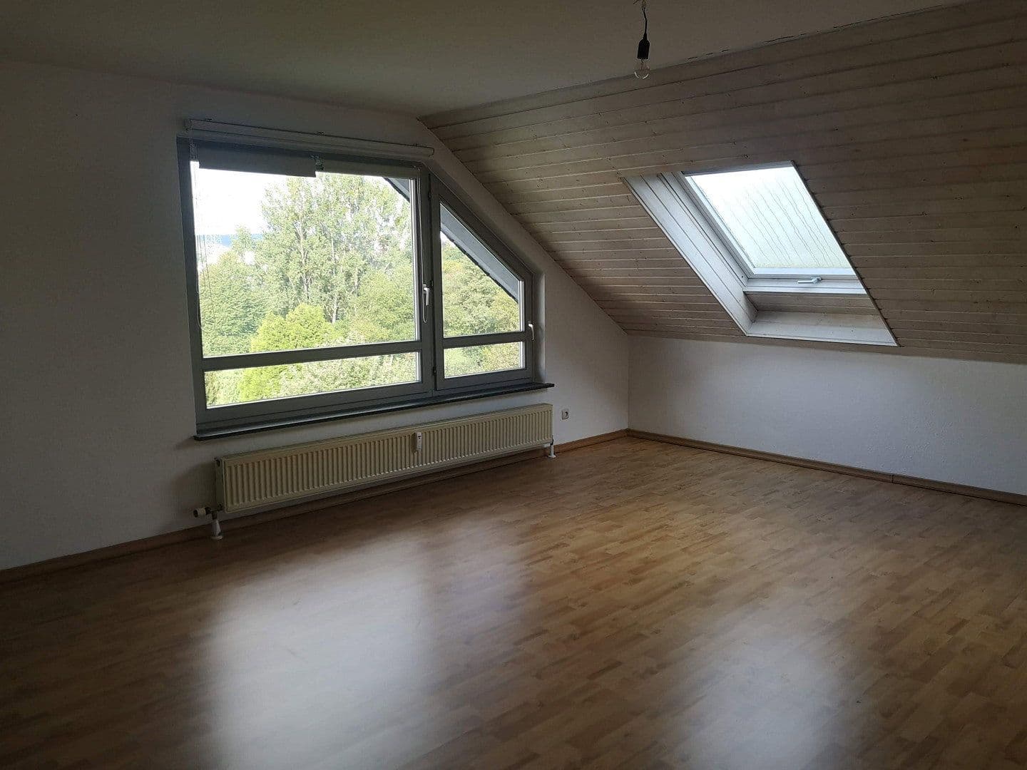 Prenájom bytu 2-izbový 84 m², Niedernhausen, Hesensko Prenájom bytu 2-izbový 84 m², Niedernhausen, Hesensko