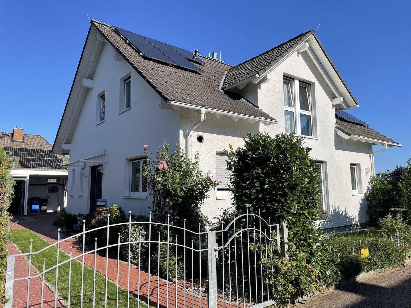 Predaj domu 175 m², pozemok 492 m², Irisweg 21, Stahnsdorf, Brandenbursko Predaj domu 175 m², pozemok 492 m², Irisweg 21, Stahnsdorf, Brandenbursko