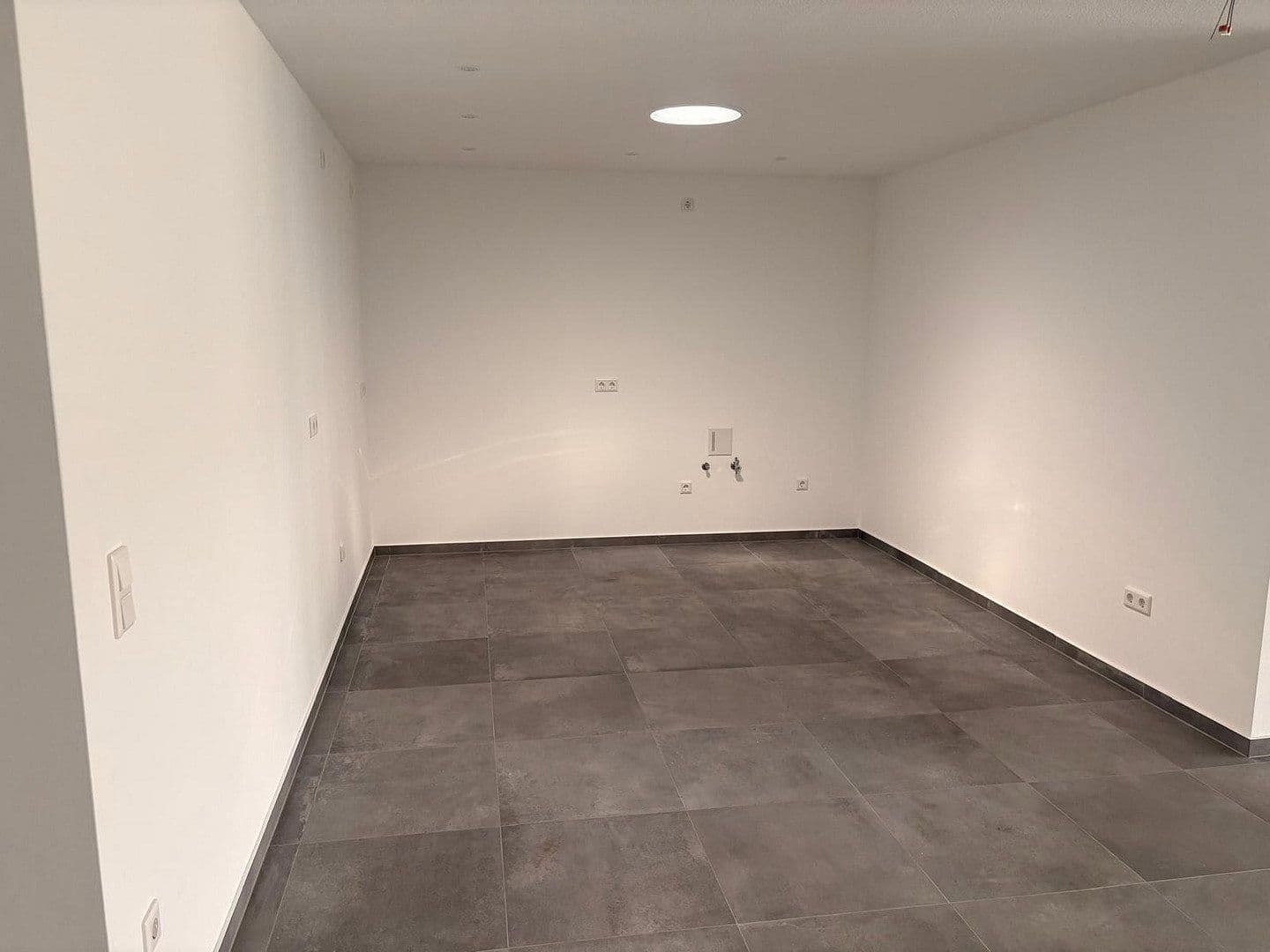 Prenájom bytu 3-izbový 136 m², Maubisstraße 26, Kaarst, Severné Porýnie - Westfálsko Prenájom bytu 3-izbový 136 m², Maubisstraße 26, Kaarst, Severné Porýnie - Westfálsko