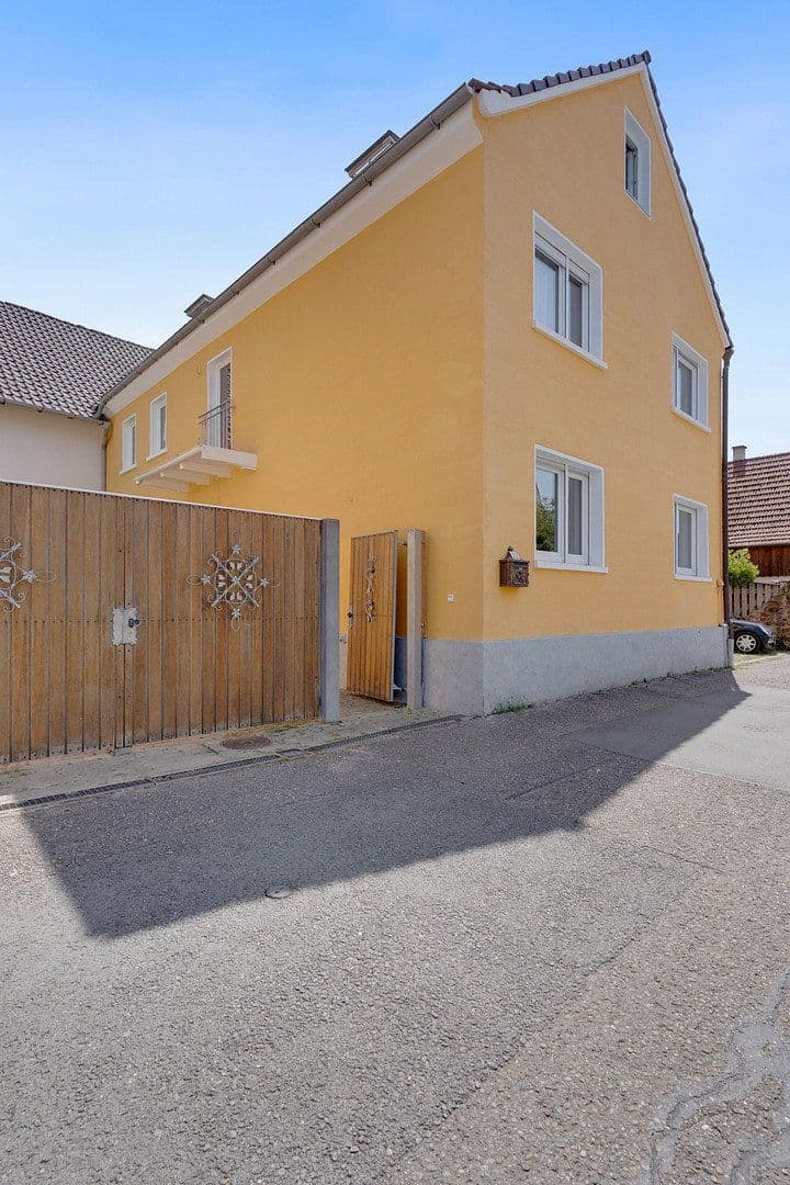 Predaj domu 189 m², pozemok 1.049 m², Bachstraße 32, Kraichtal, Bádensko-Wurttembersko Predaj domu 189 m², pozemok 1.049 m², Bachstraße 32, Kraichtal, Bádensko-Wurttembersko