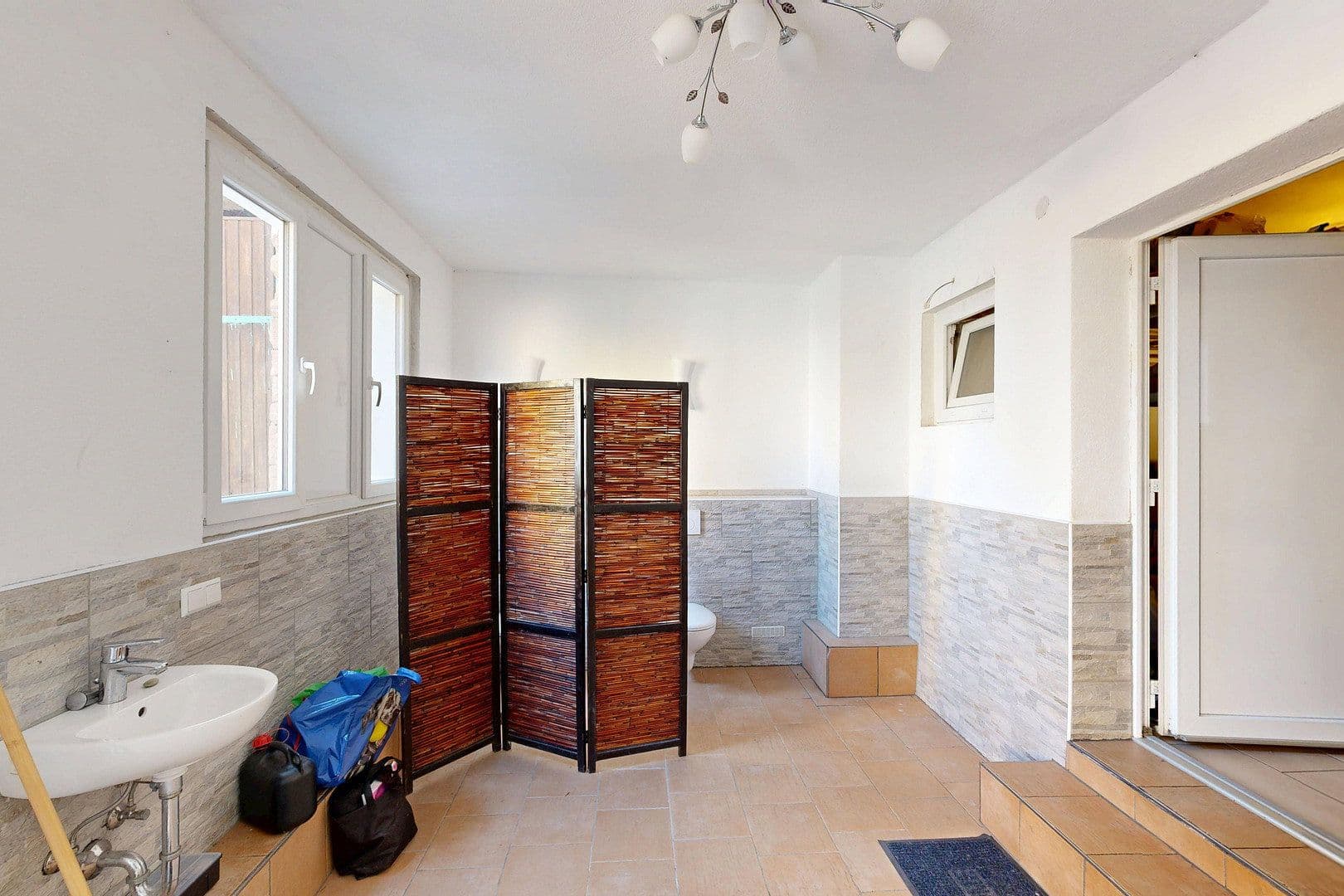 Predaj domu 189 m², pozemok 1.049 m², Bachstraße 32, Kraichtal, Bádensko-Wurttembersko Predaj domu 189 m², pozemok 1.049 m², Bachstraße 32, Kraichtal, Bádensko-Wurttembersko