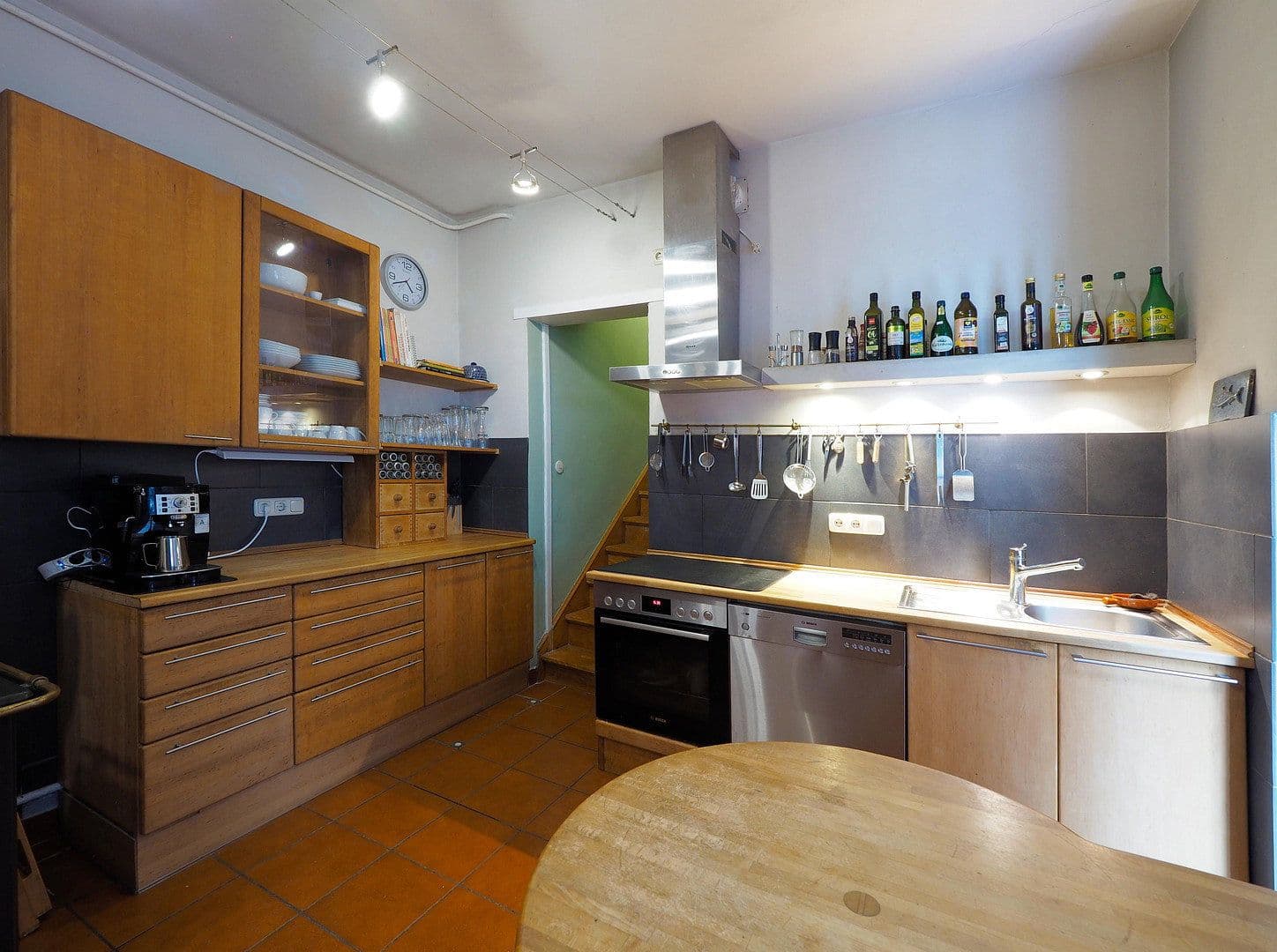 Predaj domu 196 m², pozemok 452 m², Kirchhofstrasse 7, Freiburg (Elbe), Dolné Sasko Predaj domu 196 m², pozemok 452 m², Kirchhofstrasse 7, Freiburg (Elbe), Dolné Sasko