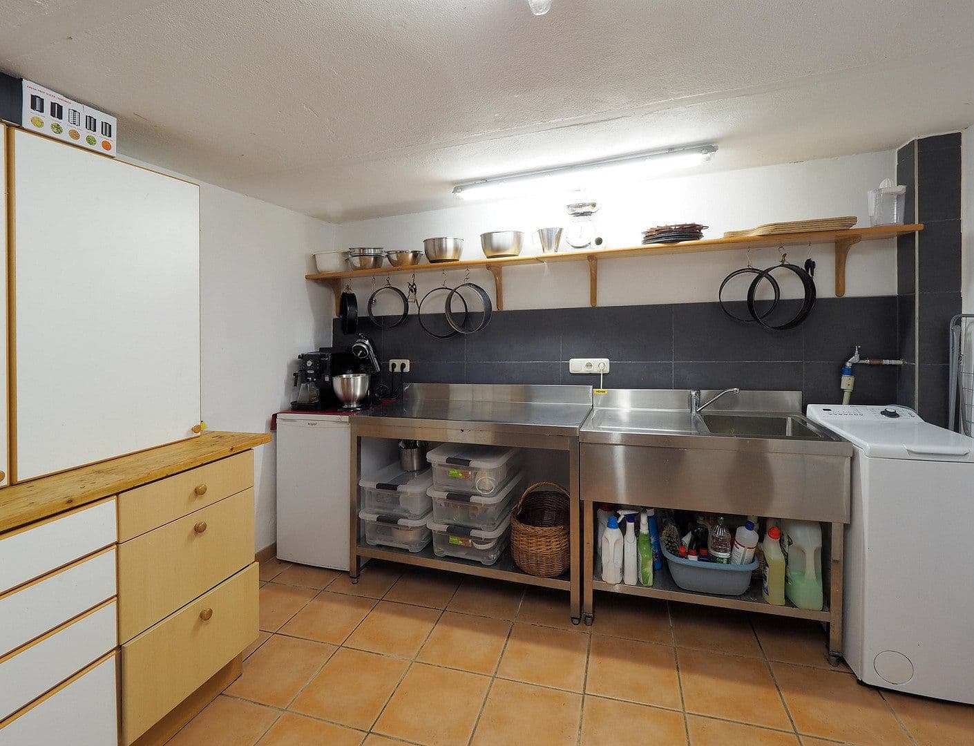 Predaj domu 196 m², pozemok 452 m², Kirchhofstrasse 7, Freiburg (Elbe), Dolné Sasko Predaj domu 196 m², pozemok 452 m², Kirchhofstrasse 7, Freiburg (Elbe), Dolné Sasko